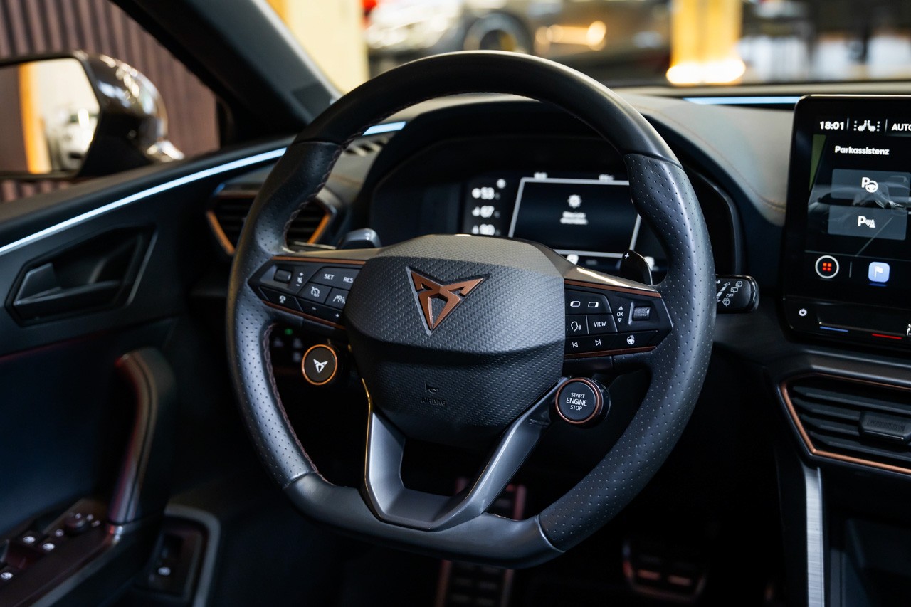 CUPRA LEON ST 2.0 TSI VZ CUP DSG 4Drive-image-31