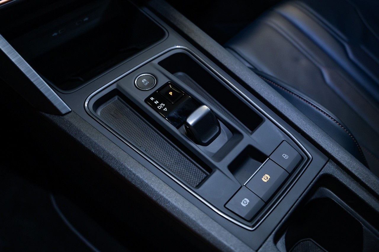 CUPRA LEON ST 2.0 TSI VZ CUP DSG 4Drive-image-32