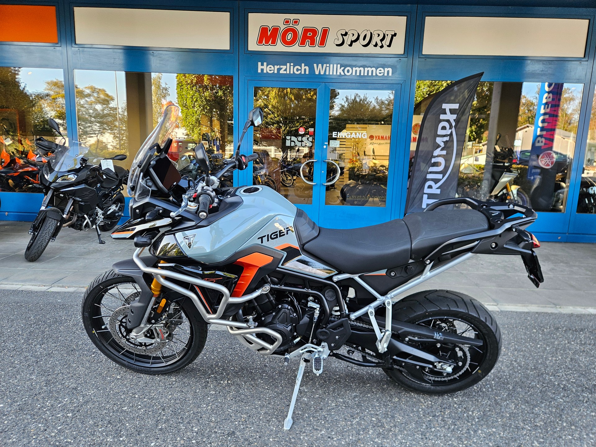 TRIUMPH Tiger 900 Desert Edition-image-3