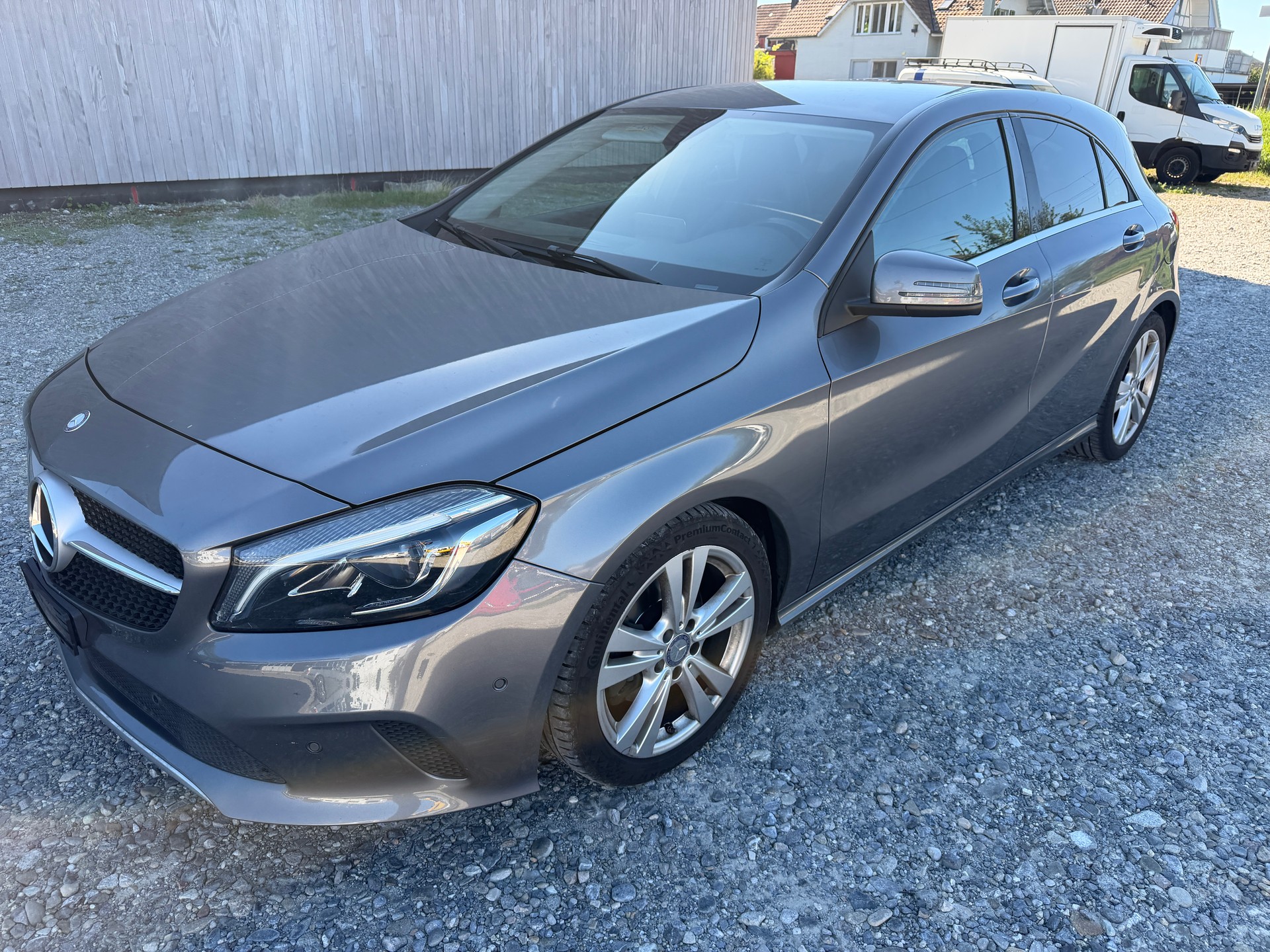 MERCEDES-BENZ A 180 Night Star 7G-DCT