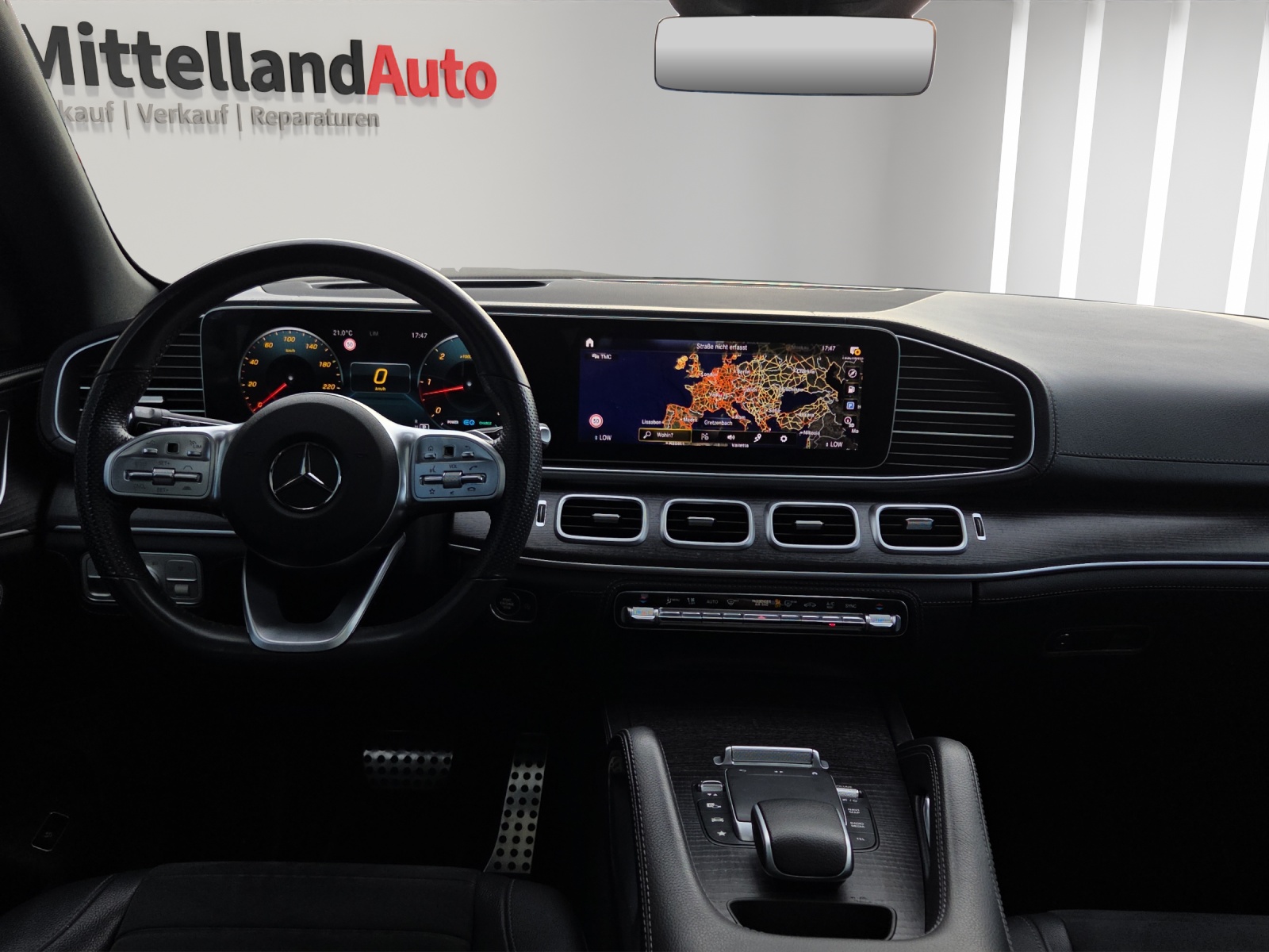 MERCEDES-BENZ GLE 300 d 4Matic AMG Line 9G-Tronic-image-6