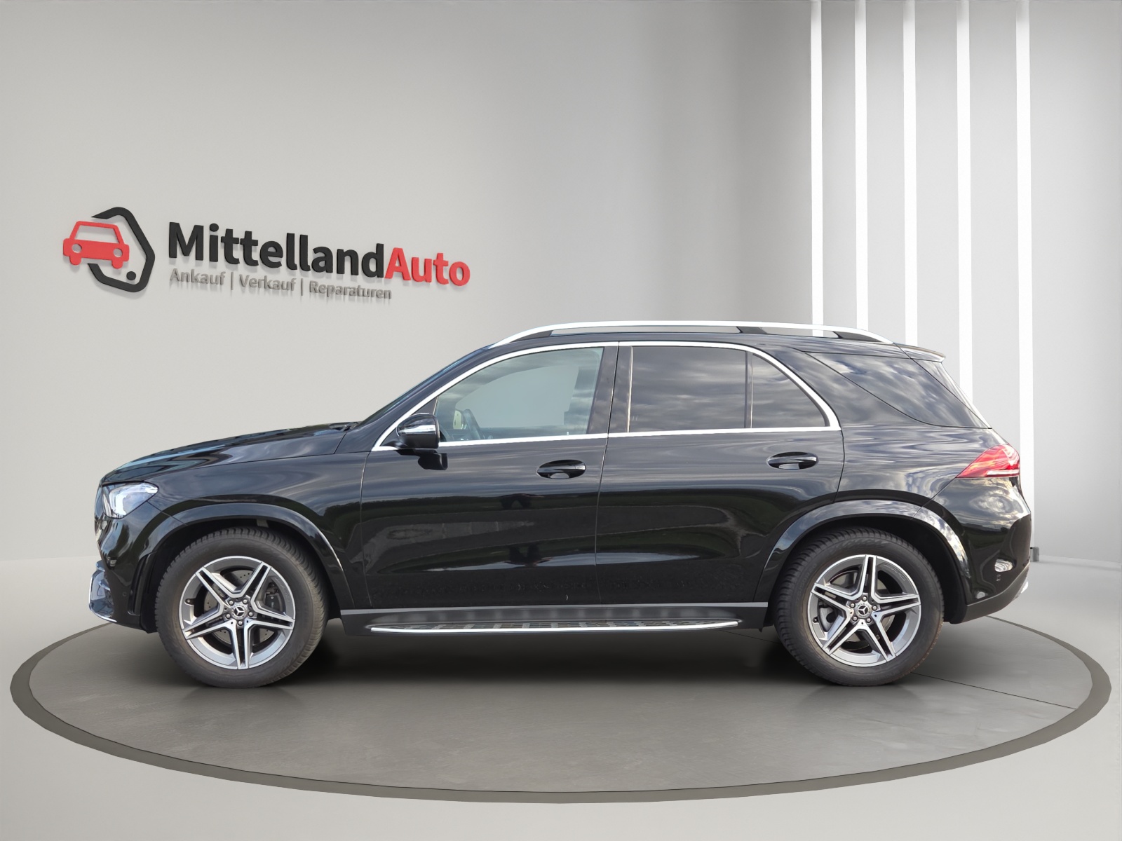 MERCEDES-BENZ GLE 300 d 4Matic AMG Line 9G-Tronic-image-4