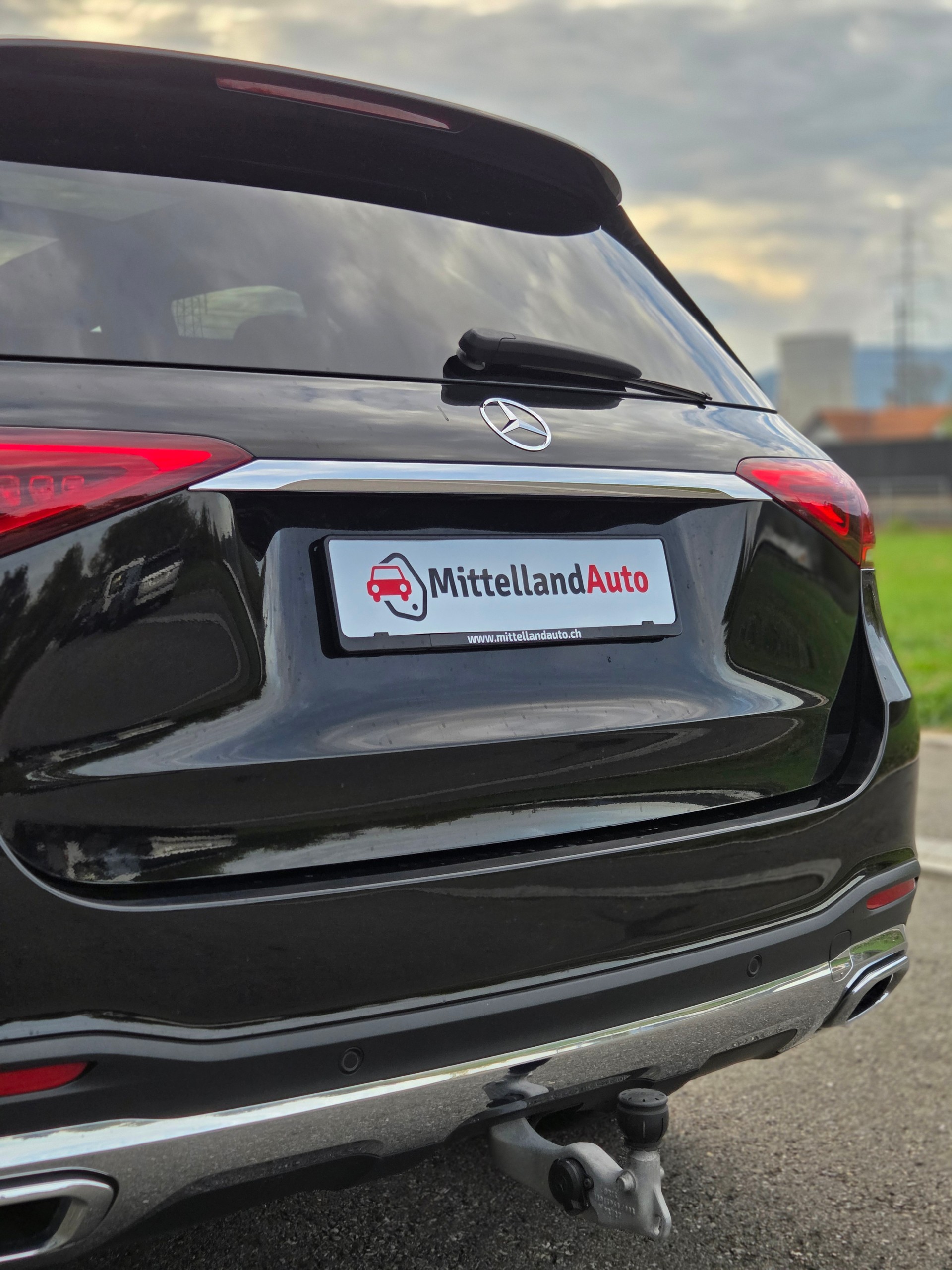 MERCEDES-BENZ GLE 300 d 4Matic AMG Line 9G-Tronic-image-14