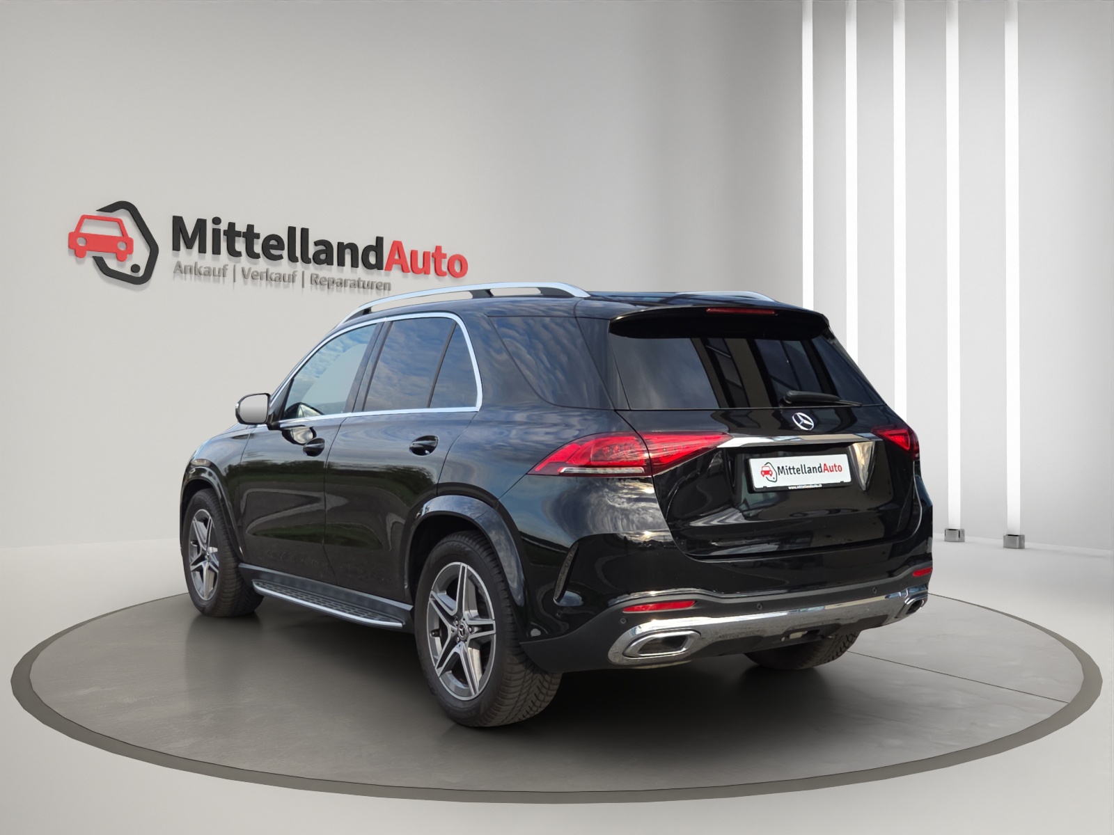 MERCEDES-BENZ GLE 300 d 4Matic AMG Line 9G-Tronic-image-13
