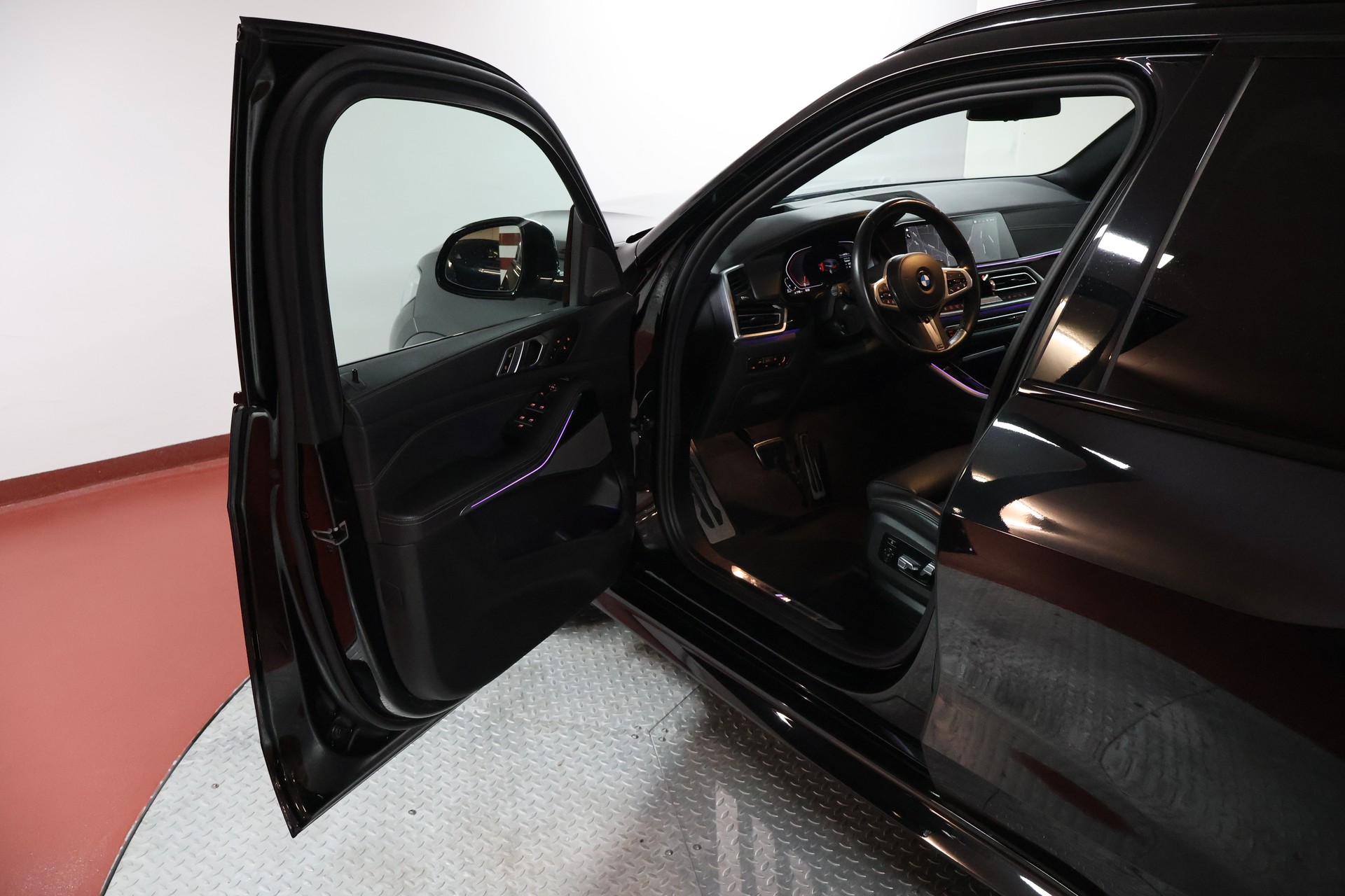 BMW X5 xDrive 48V 40d M Sport Steptronic-showroom-element-3