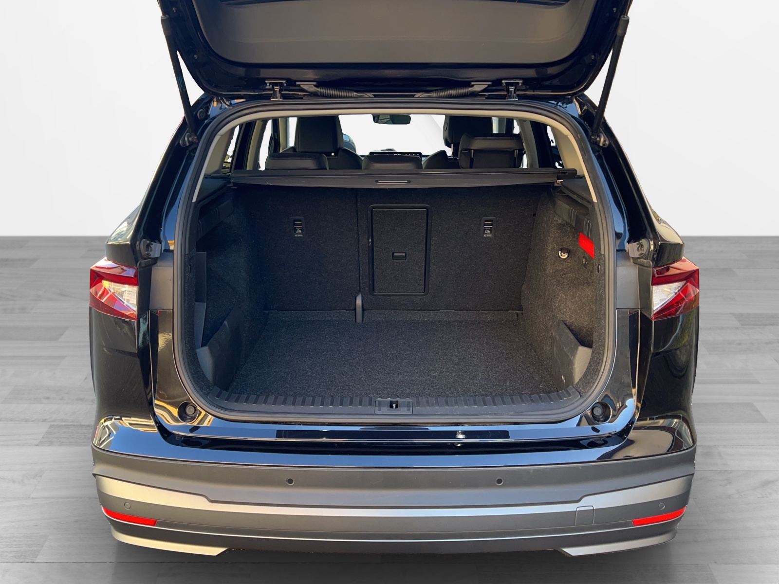 SKODA Enyaq iV 80-image-12