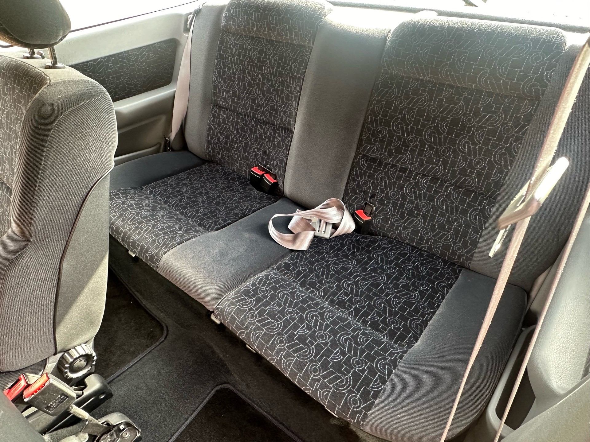 RENAULT Clio 1.8 16V-image-11