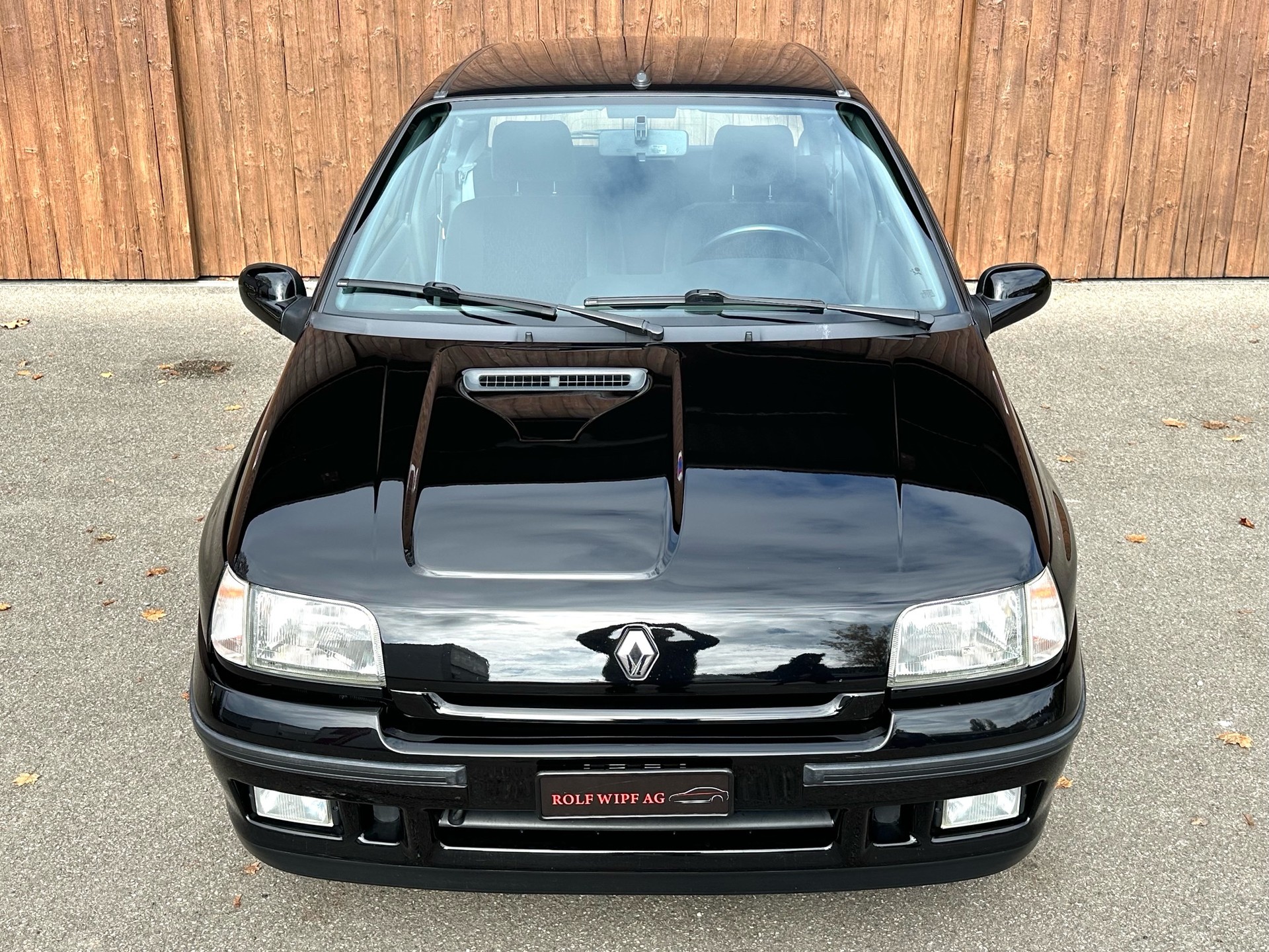 RENAULT Clio 1.8 16V-showroom-element-3