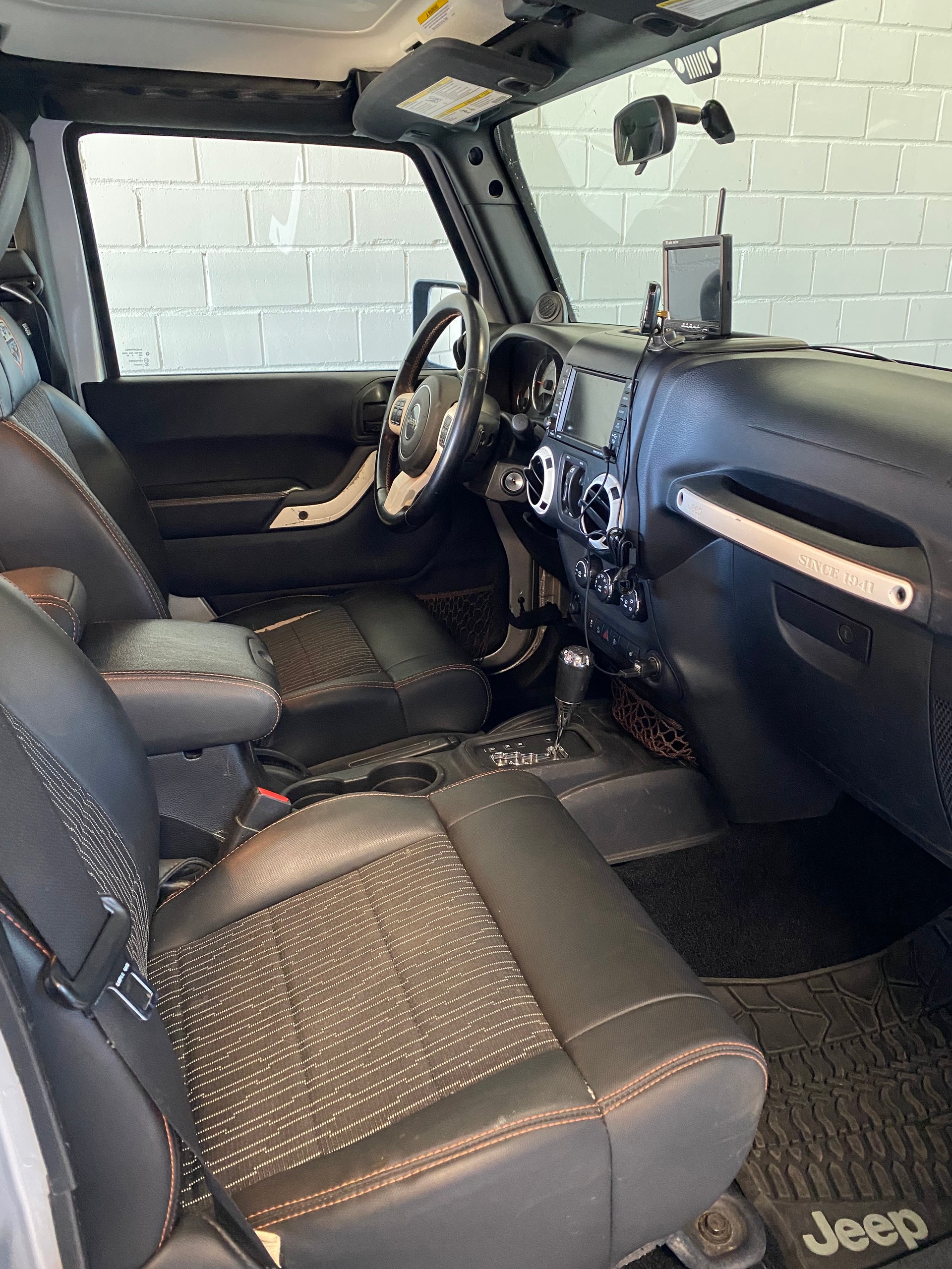 JEEP 2.8CRD Unlimited Arctic Automatic-image-7