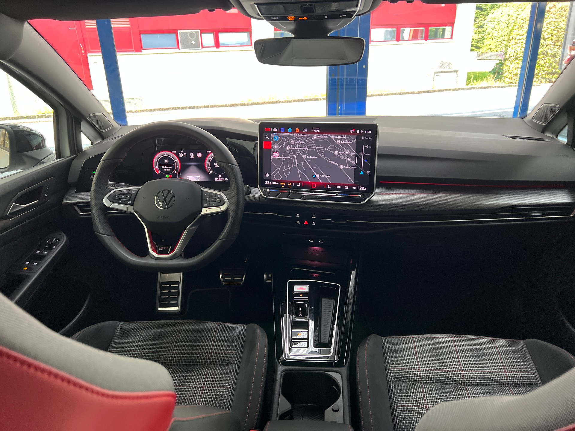 VW Golf 2.0 TSI GTI DSG / Neustes Model / 4.3% Leasing-image-11