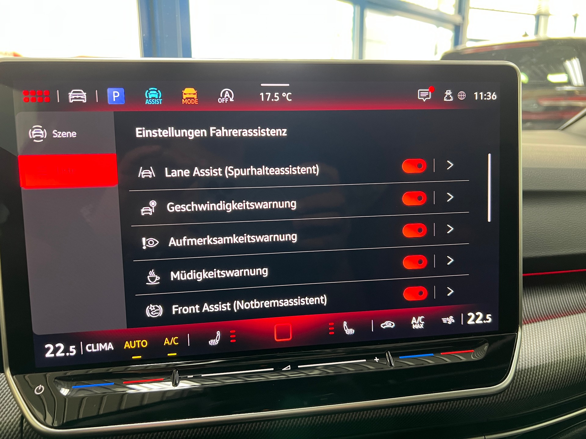 VW Golf 2.0 TSI GTI DSG / Neustes Model / 4.3% Leasing-image-22