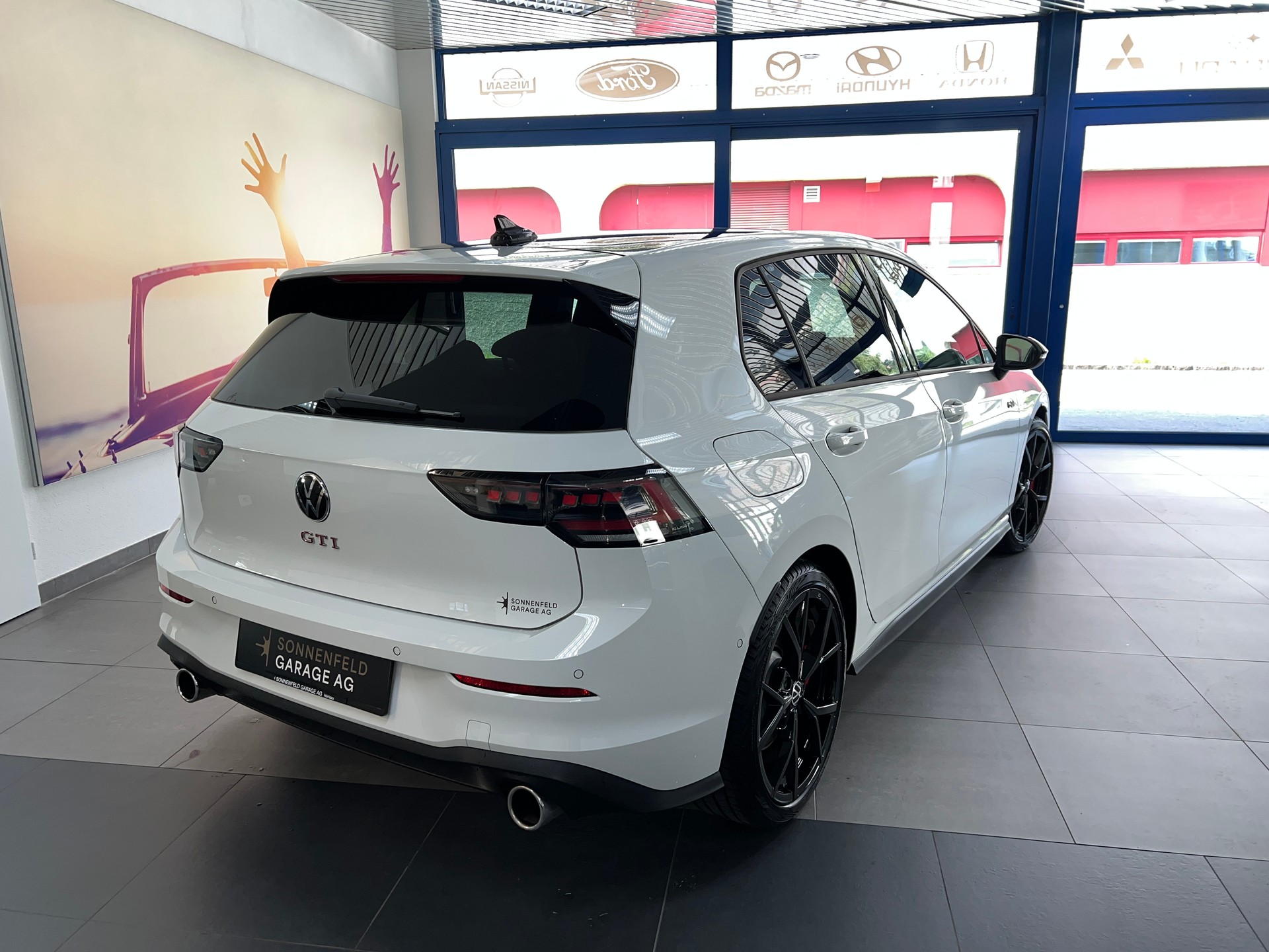 VW Golf 2.0 TSI GTI DSG / Neustes Model / 4.3% Leasing-image-5