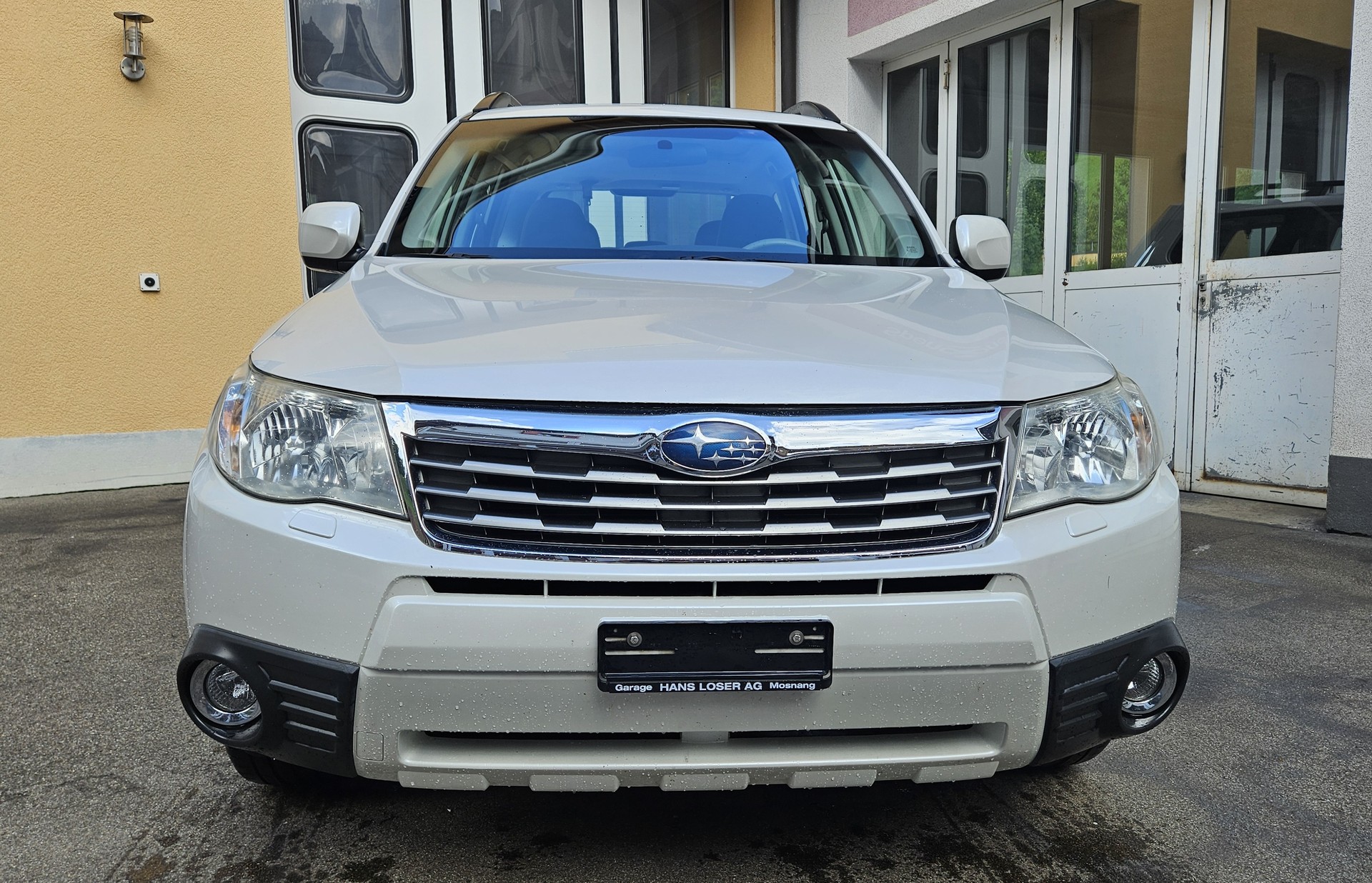 SUBARU Forester 2.0XS Limited-showroom-element-1