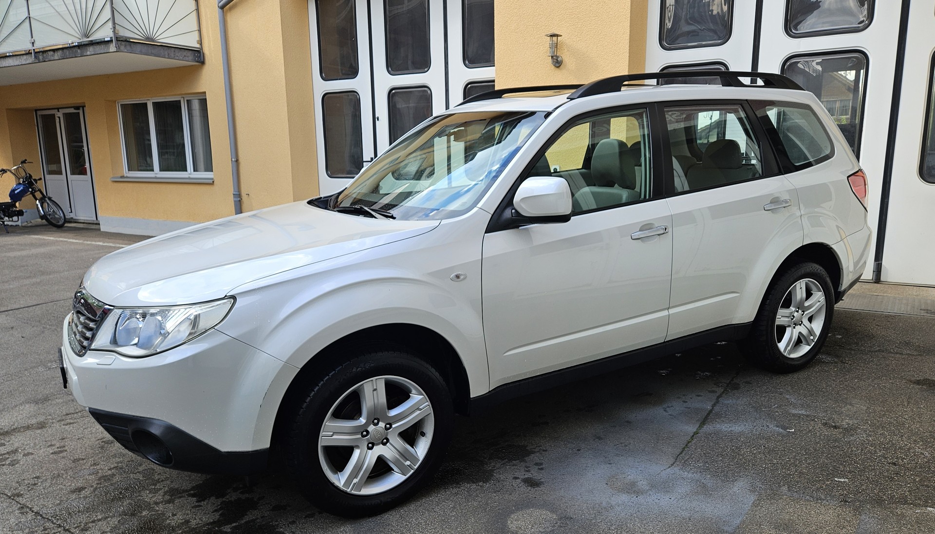 SUBARU Forester 2.0XS Limited-image-13