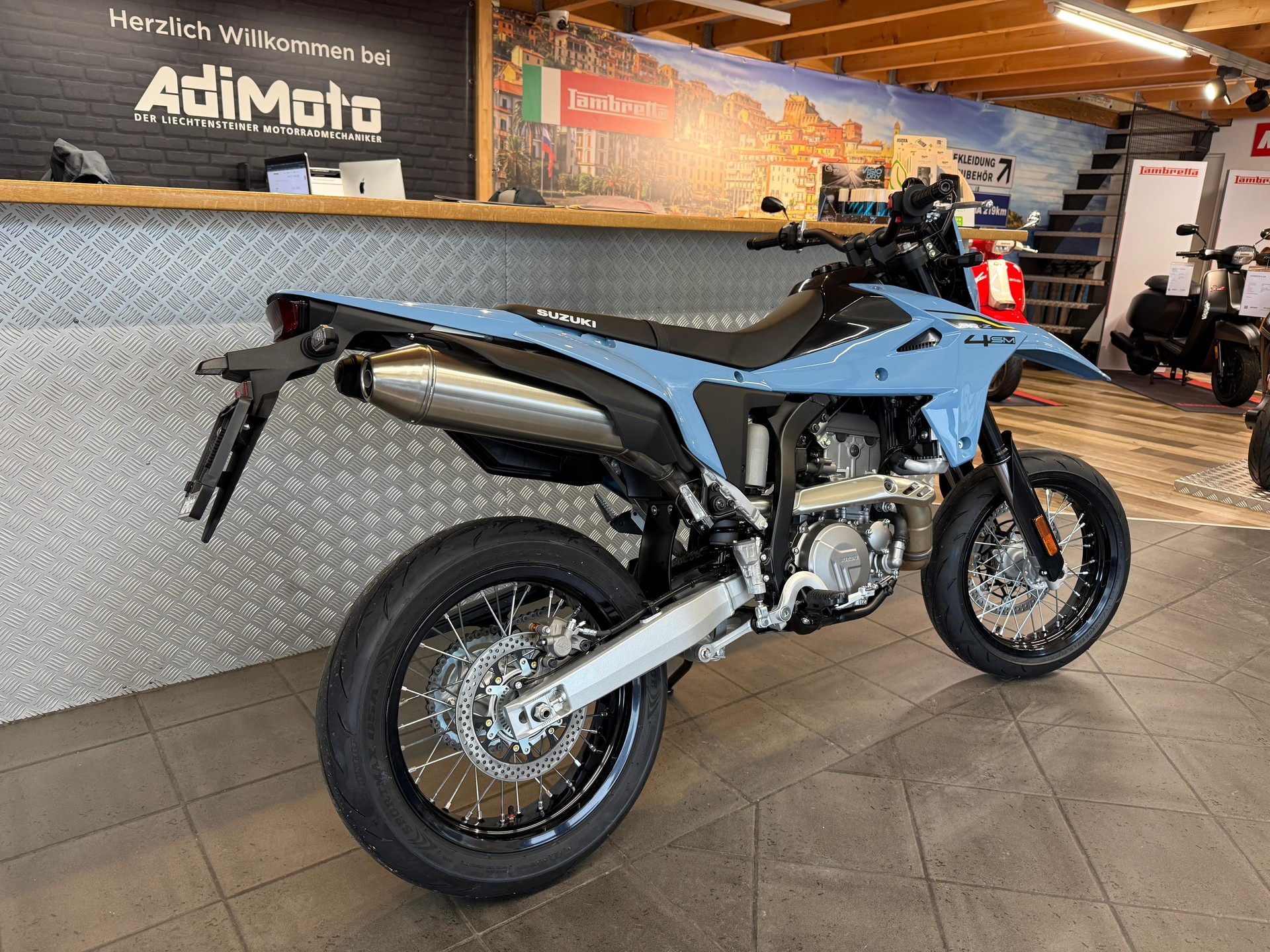 SUZUKI DR-Z 400-image-2