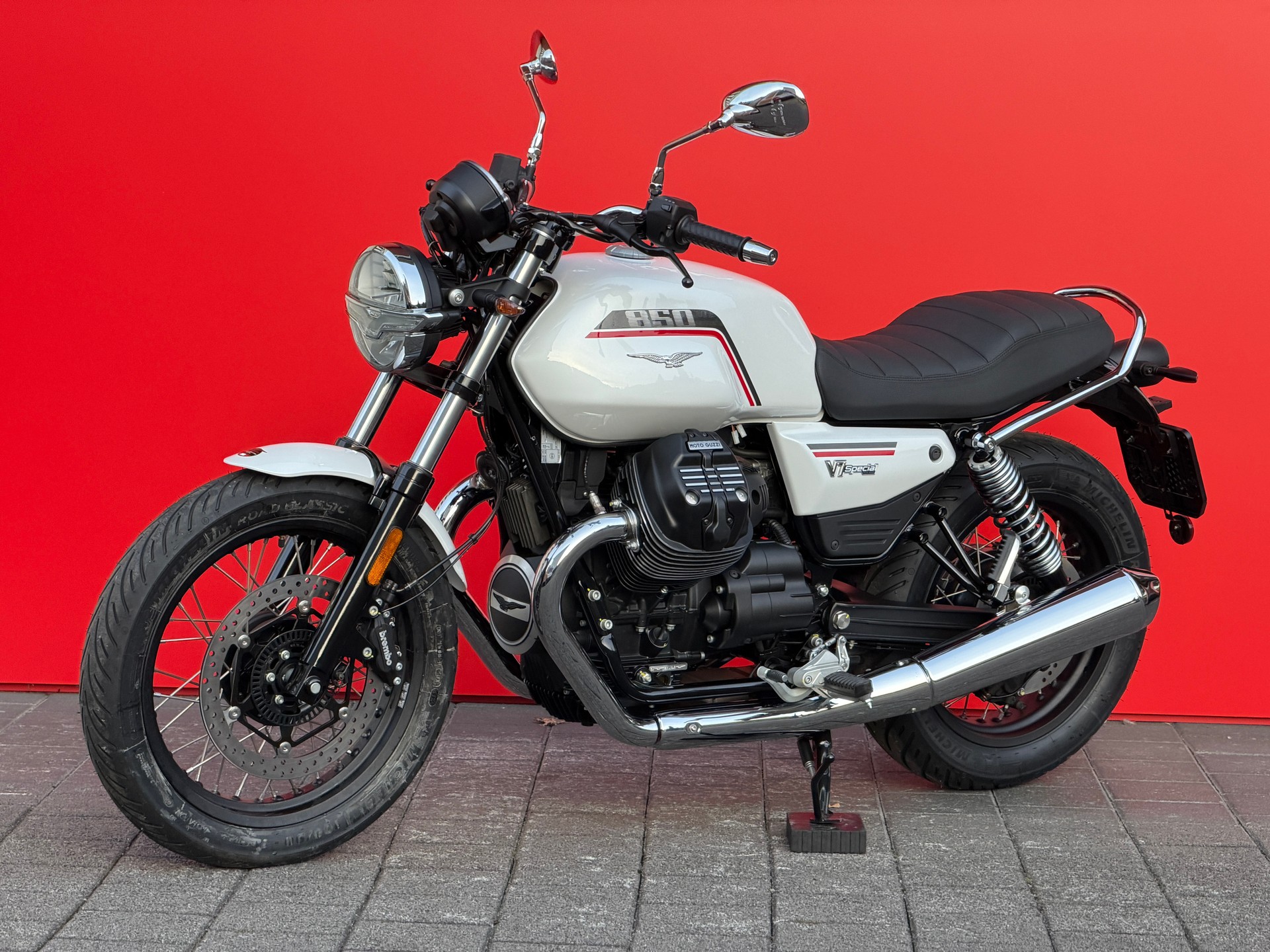 MOTO GUZZI V7 IV 850 Special E5+-image-12