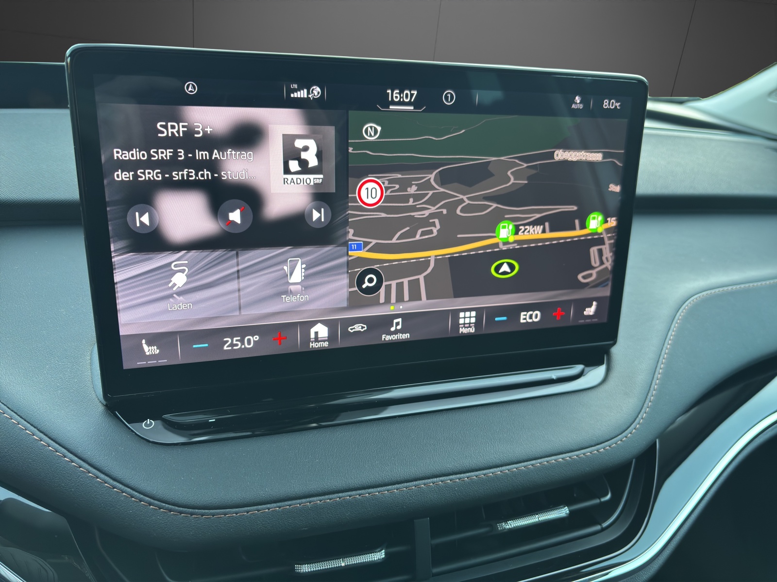 SKODA Enyaq iV 80x-image-7