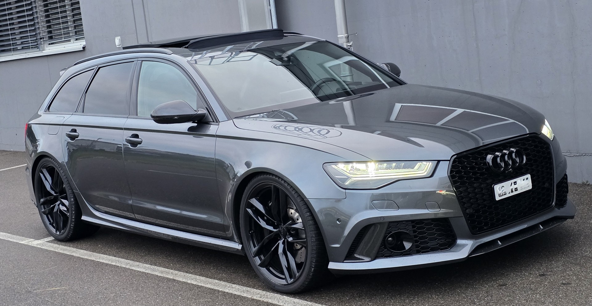 AUDI RS6 Avant 4.0 TFSI V8 quattro Tiptronic-showroom-element-3