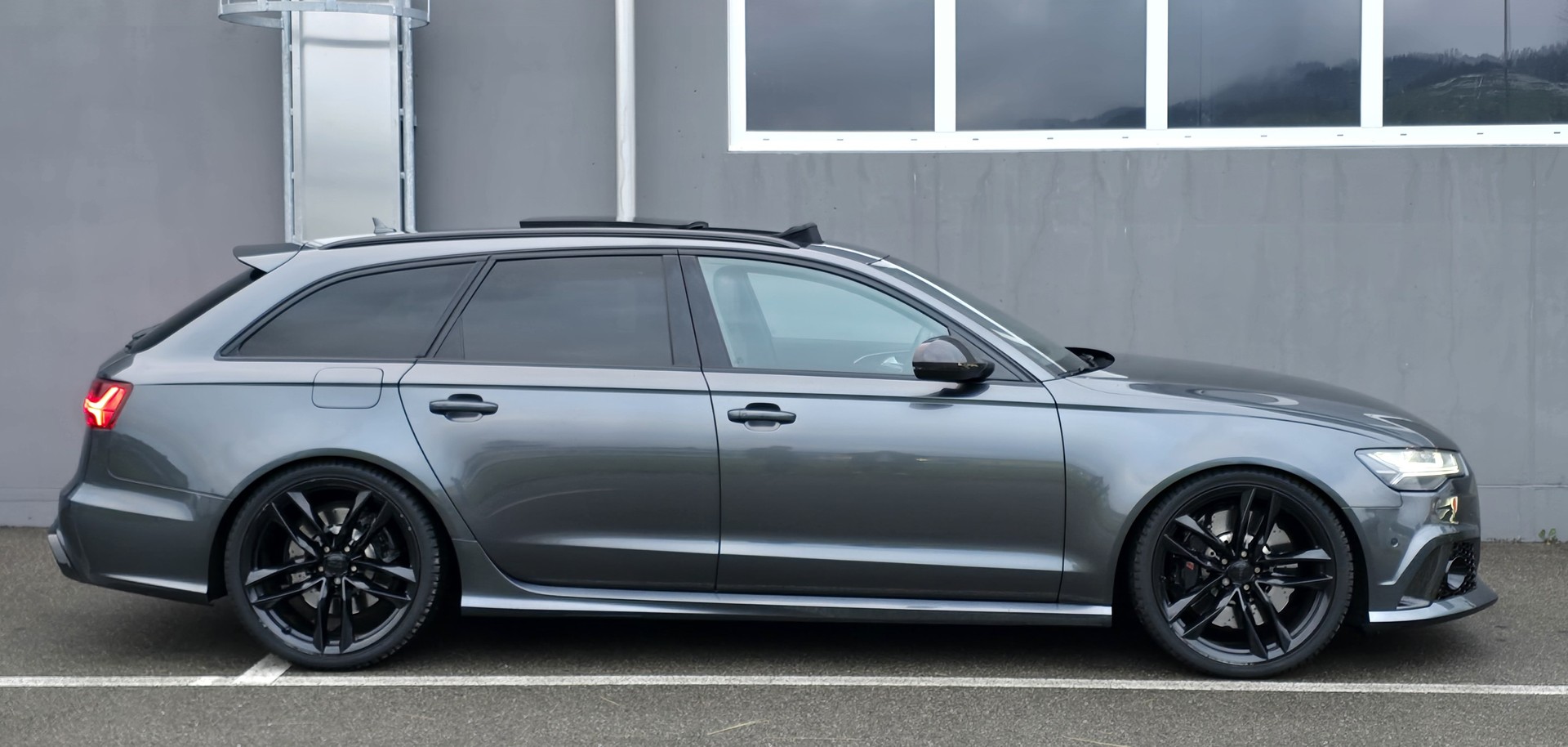 AUDI RS6 Avant 4.0 TFSI V8 quattro Tiptronic
