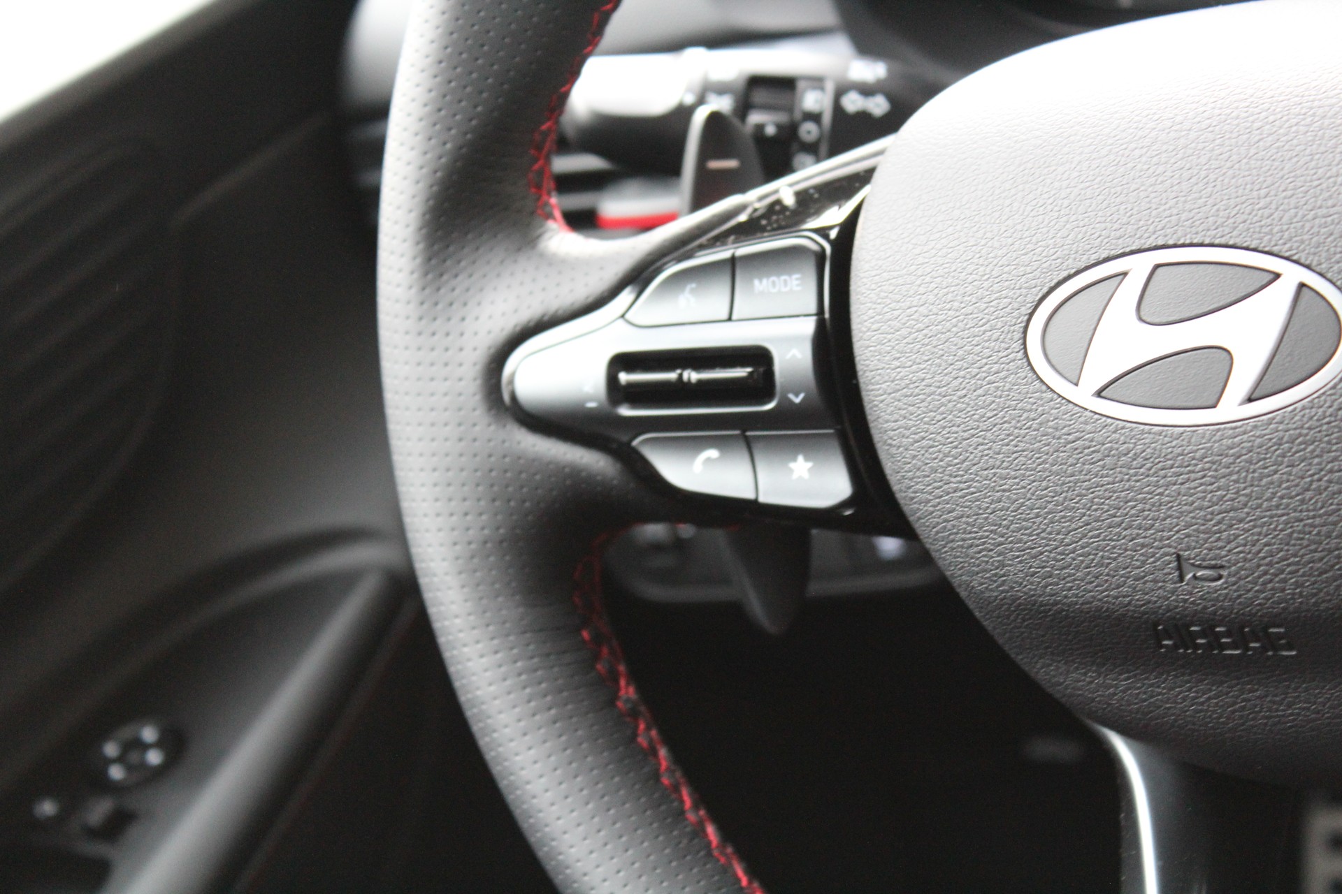 HYUNDAI i20 1.0 T-GDi N-Line DCT-image-16