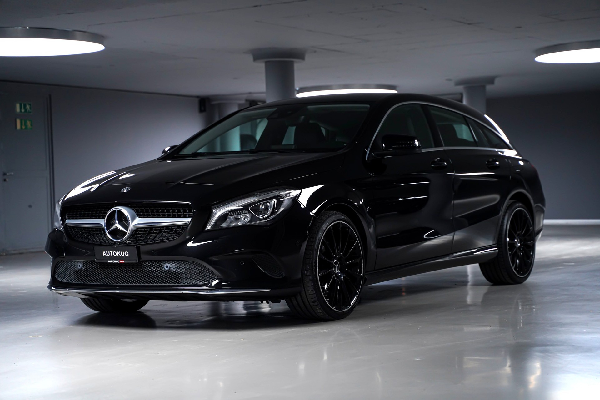 MERCEDES-BENZ CLA Shooting Brake 220 d Urban 4Matic 7G-DCT