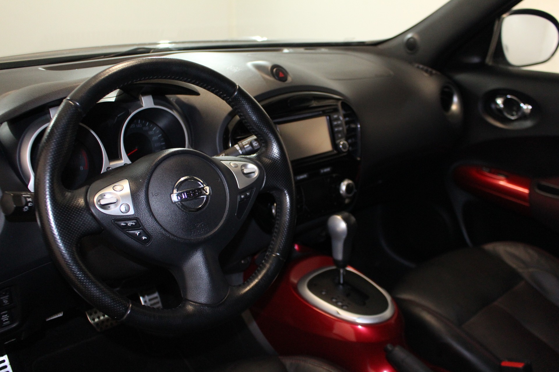 NISSAN Juke 1.6 DIG-T Tekna 4x4-image-11