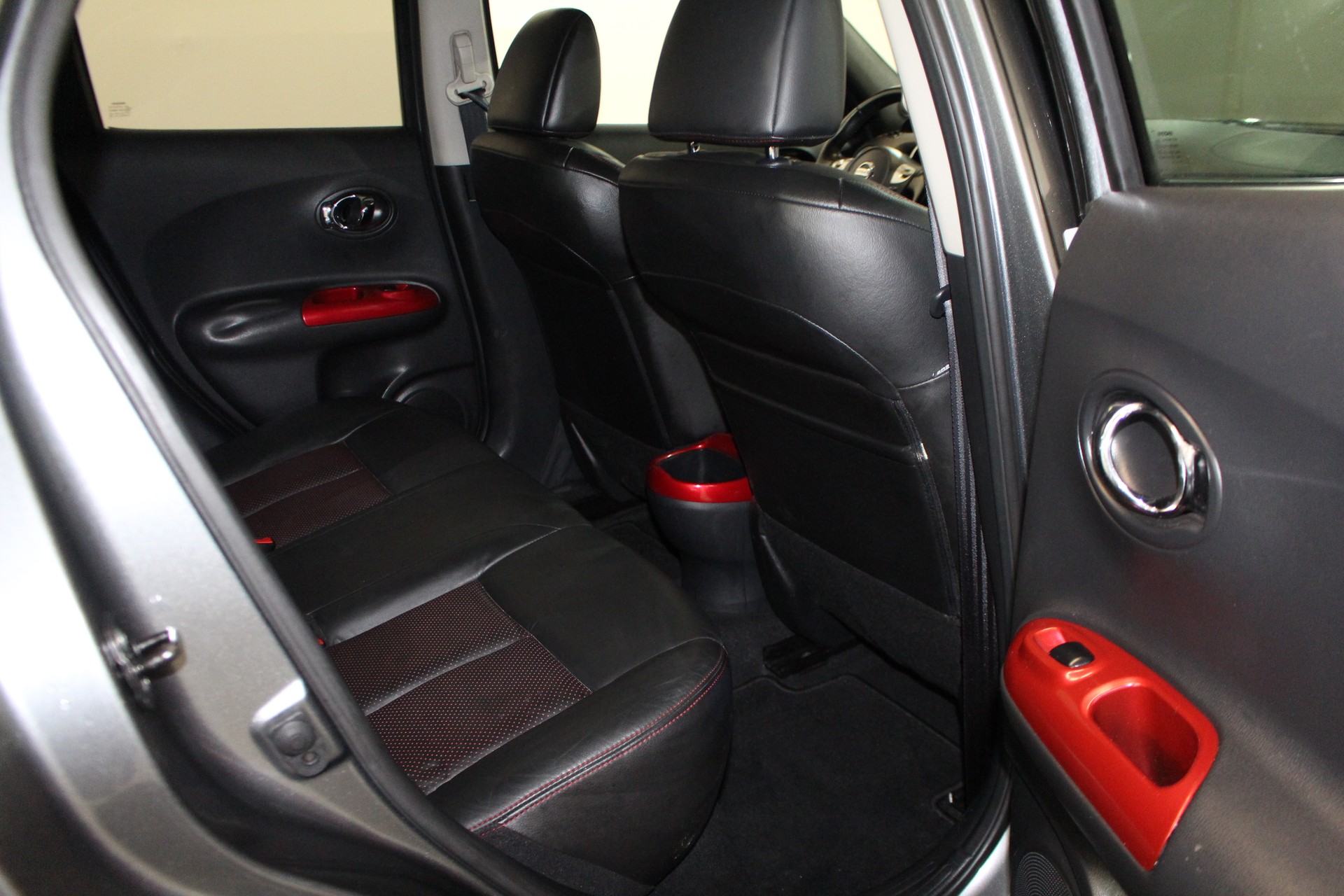 NISSAN Juke 1.6 DIG-T Tekna 4x4-image-9