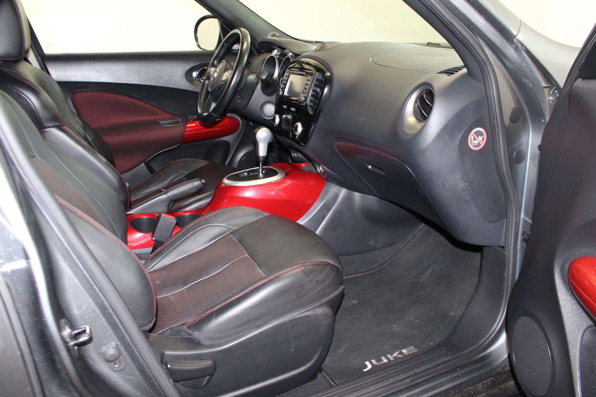 NISSAN Juke 1.6 DIG-T Tekna 4x4-image-10