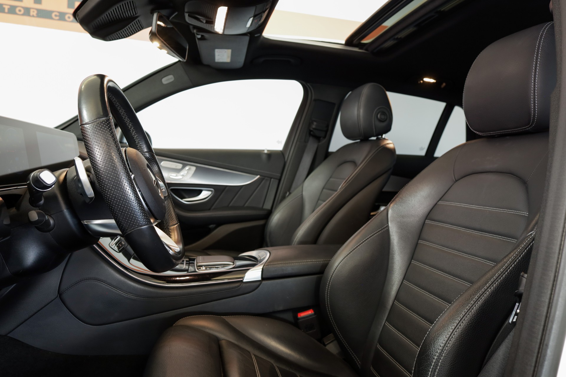 MERCEDES-BENZ EQC 400 AMG Line 4Matic-image-7