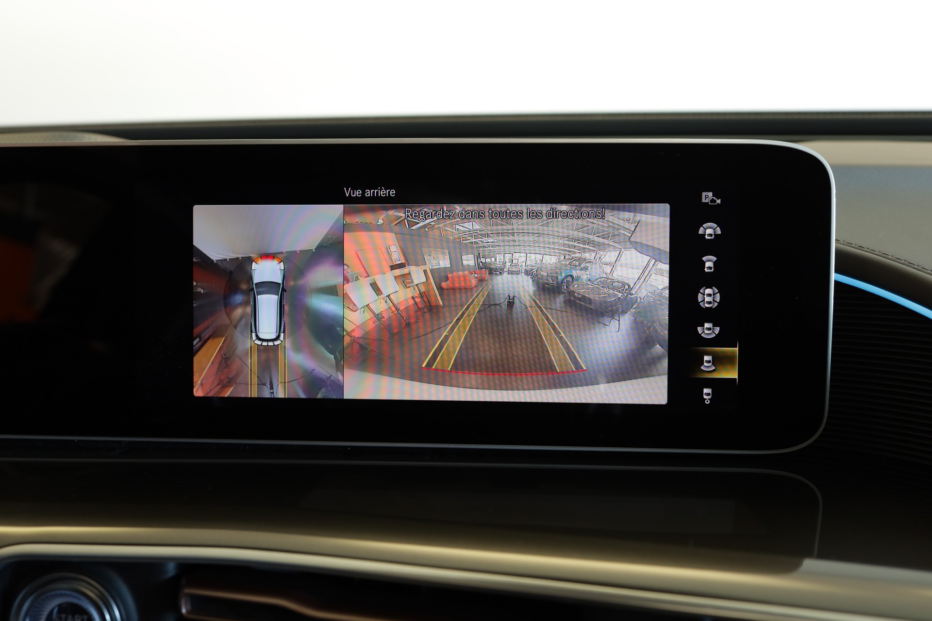 MERCEDES-BENZ EQC 400 AMG Line 4Matic-image-28