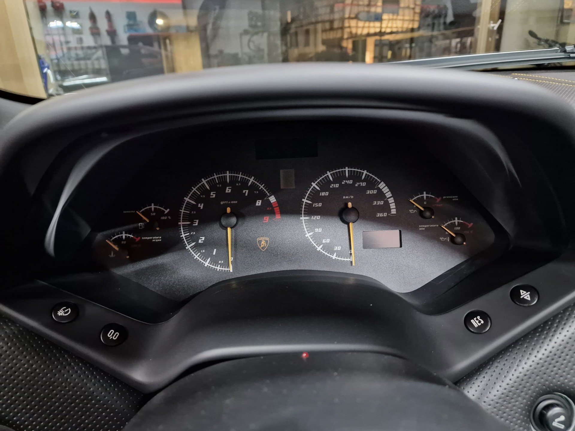 LAMBORGHINI Murciélago 6.2 Roadster-image-9