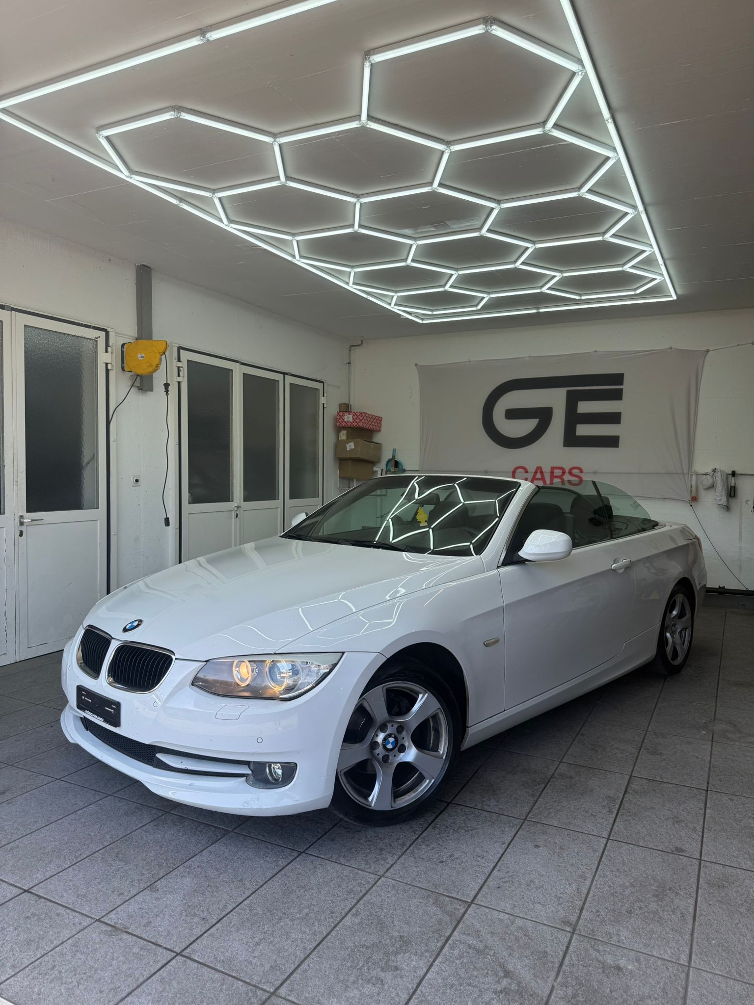 BMW 320i Cabriolet Steptronic