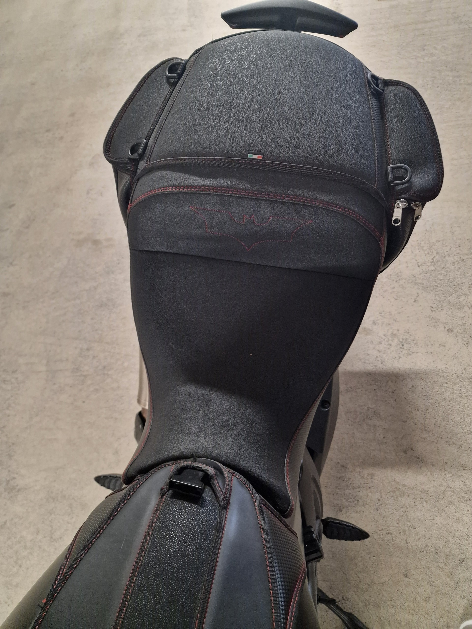 DUCATI Diavel 1200 Dark-image-5