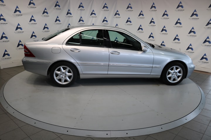 MERCEDES-BENZ C 240 Elégance-image-25