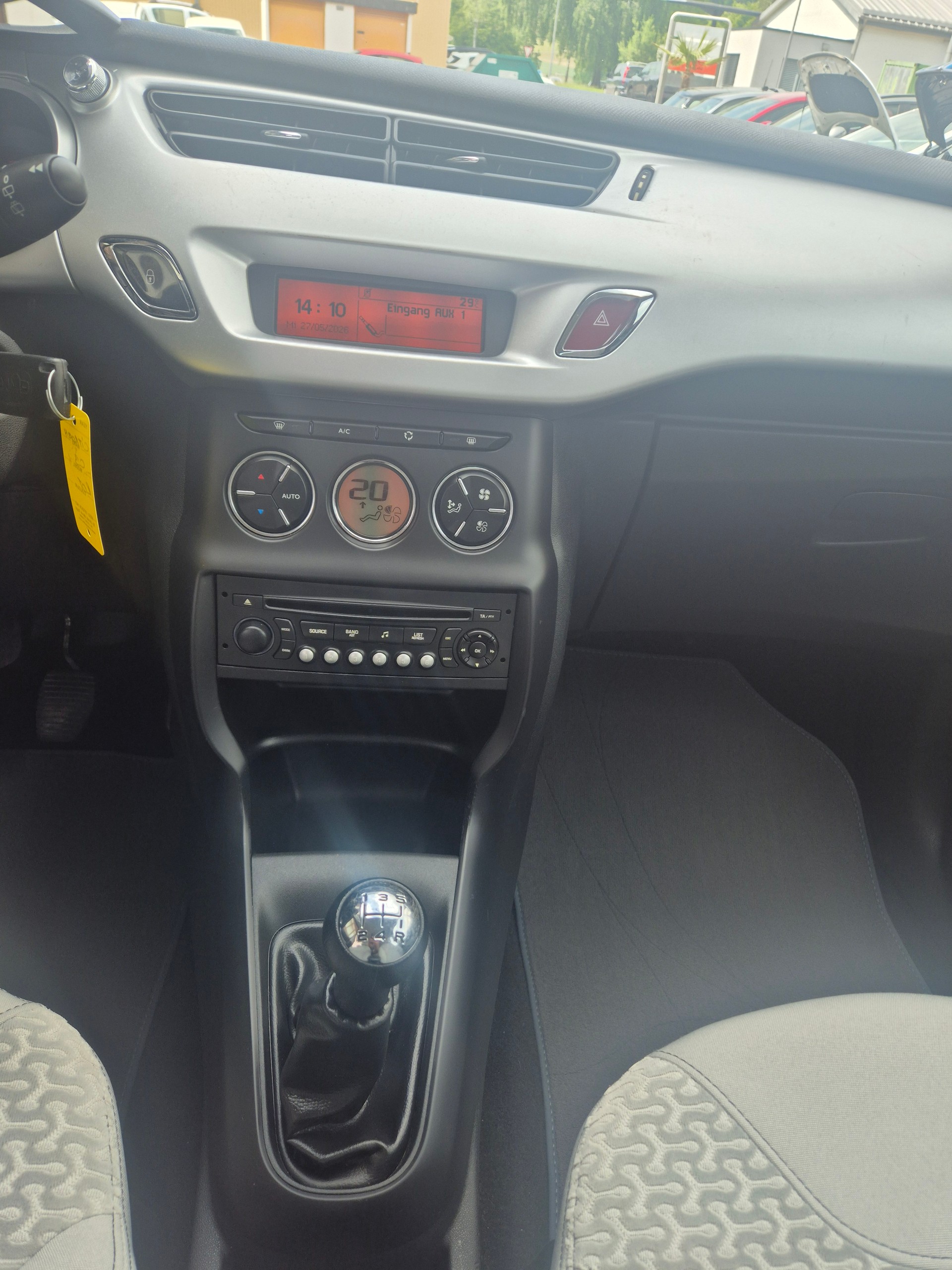 CITROEN C3 1.4i 16V Exclusive-image-15