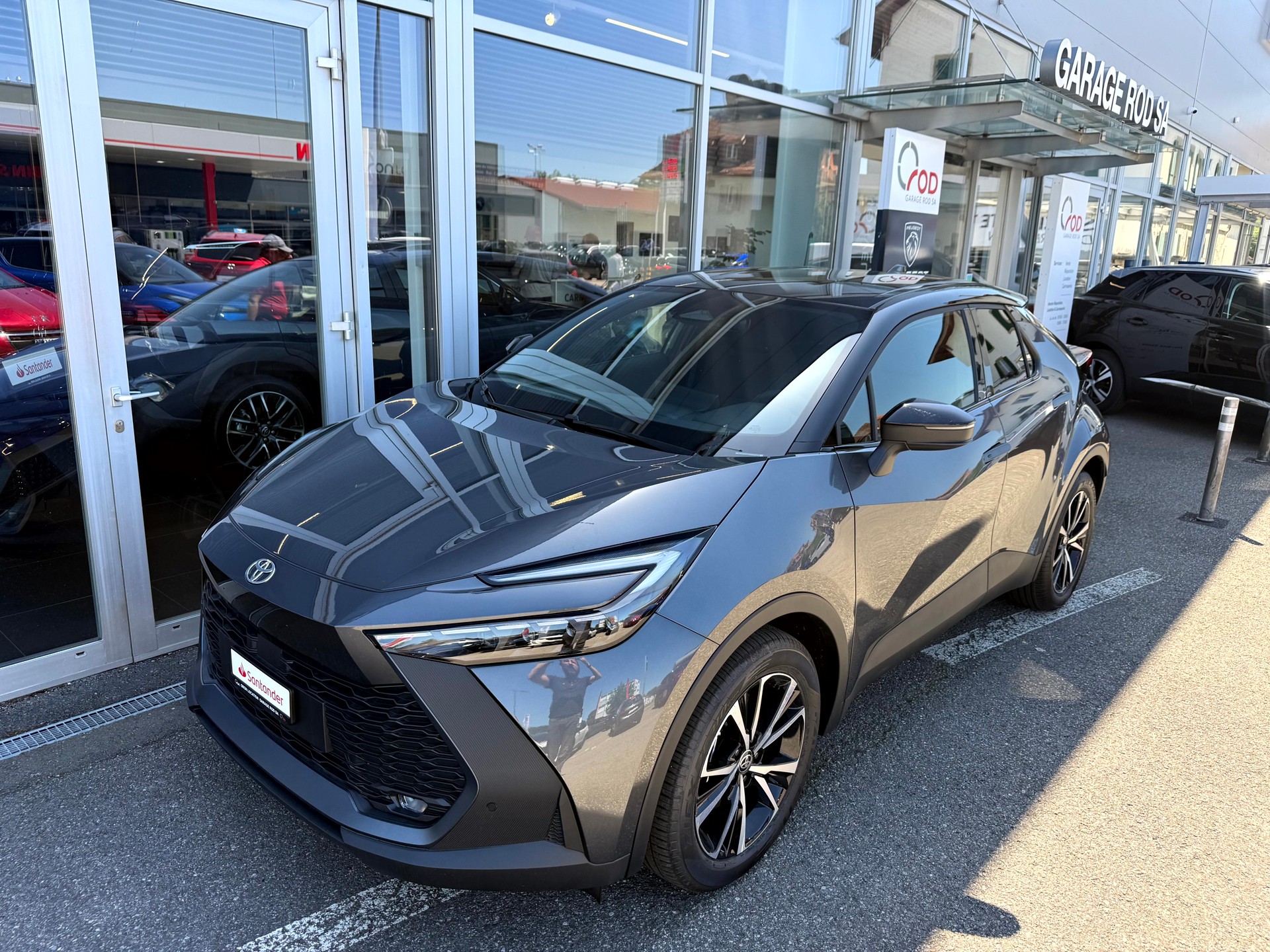 TOYOTA C-HR 2.0 PHEV CVT Swiss Edition