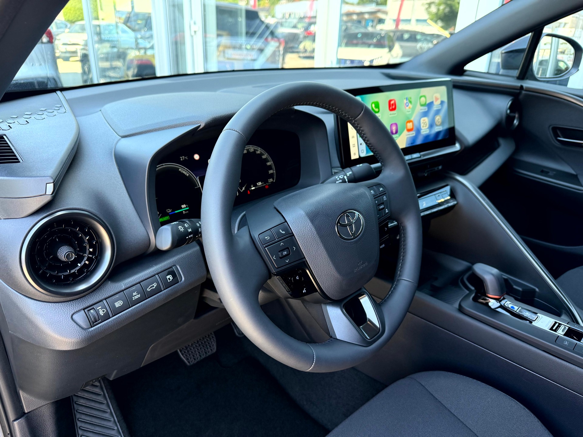 TOYOTA C-HR 2.0 PHEV CVT Swiss Edition-image-20