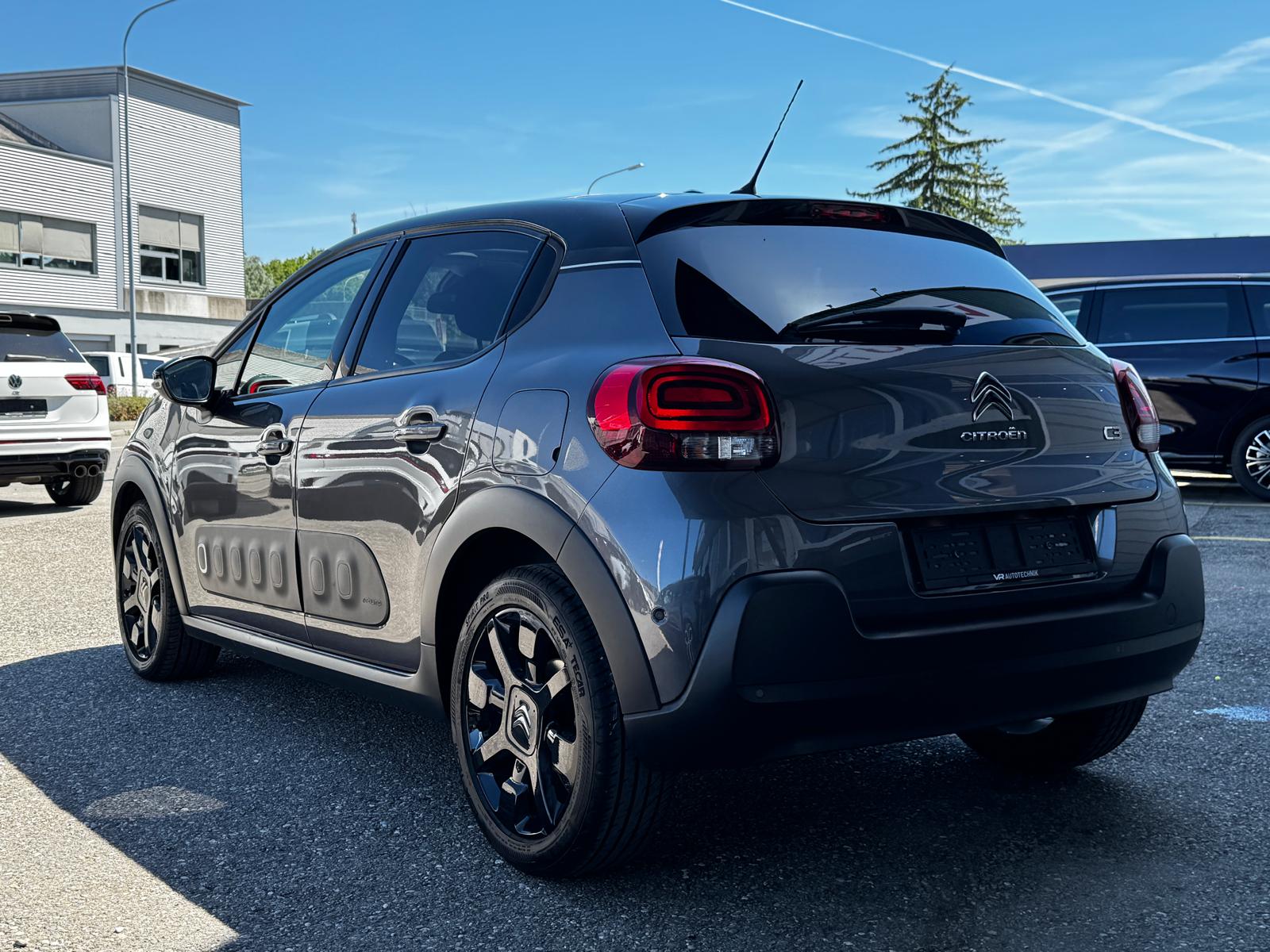 CITROEN C3 1.2i PureTech Shine EAT6-image-4