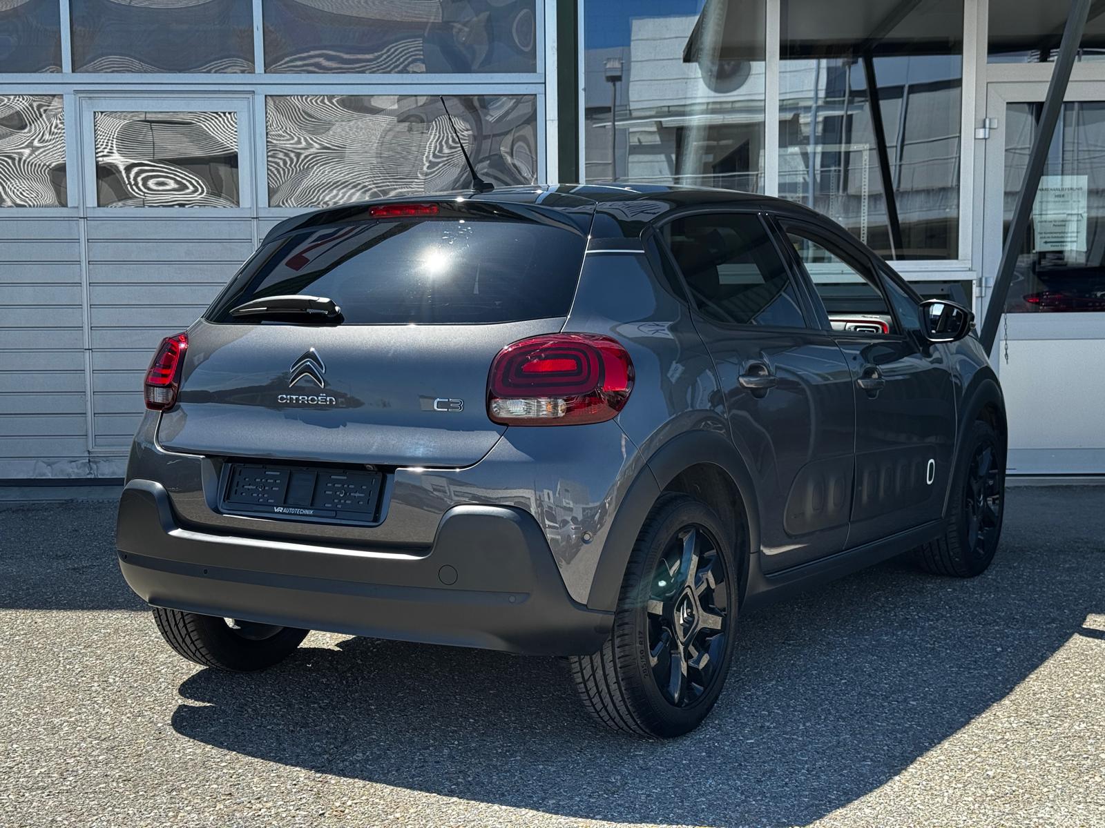 CITROEN C3 1.2i PureTech Shine EAT6-image-10