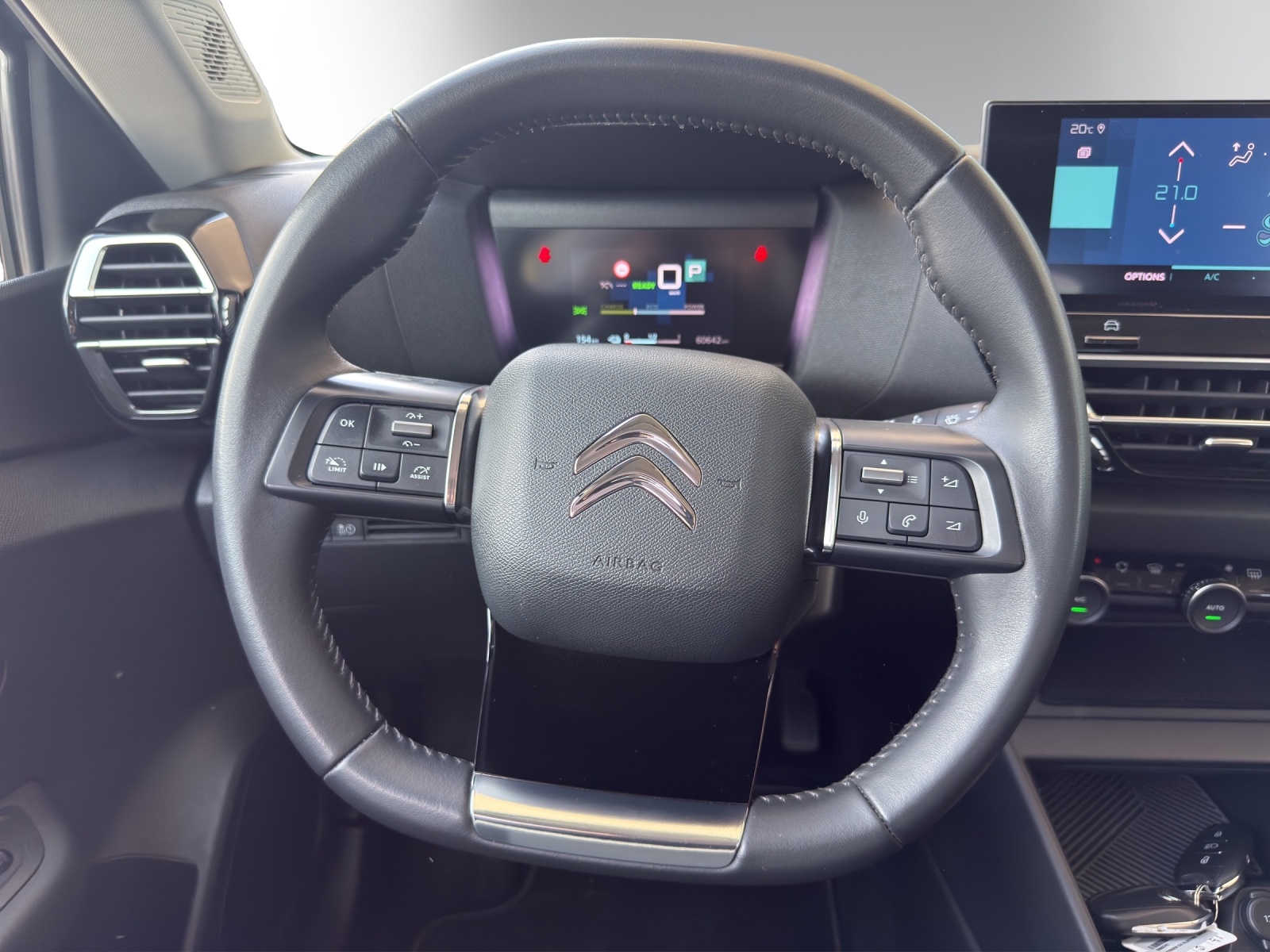 CITROEN C4 Electric Swiss Ed.-image-11