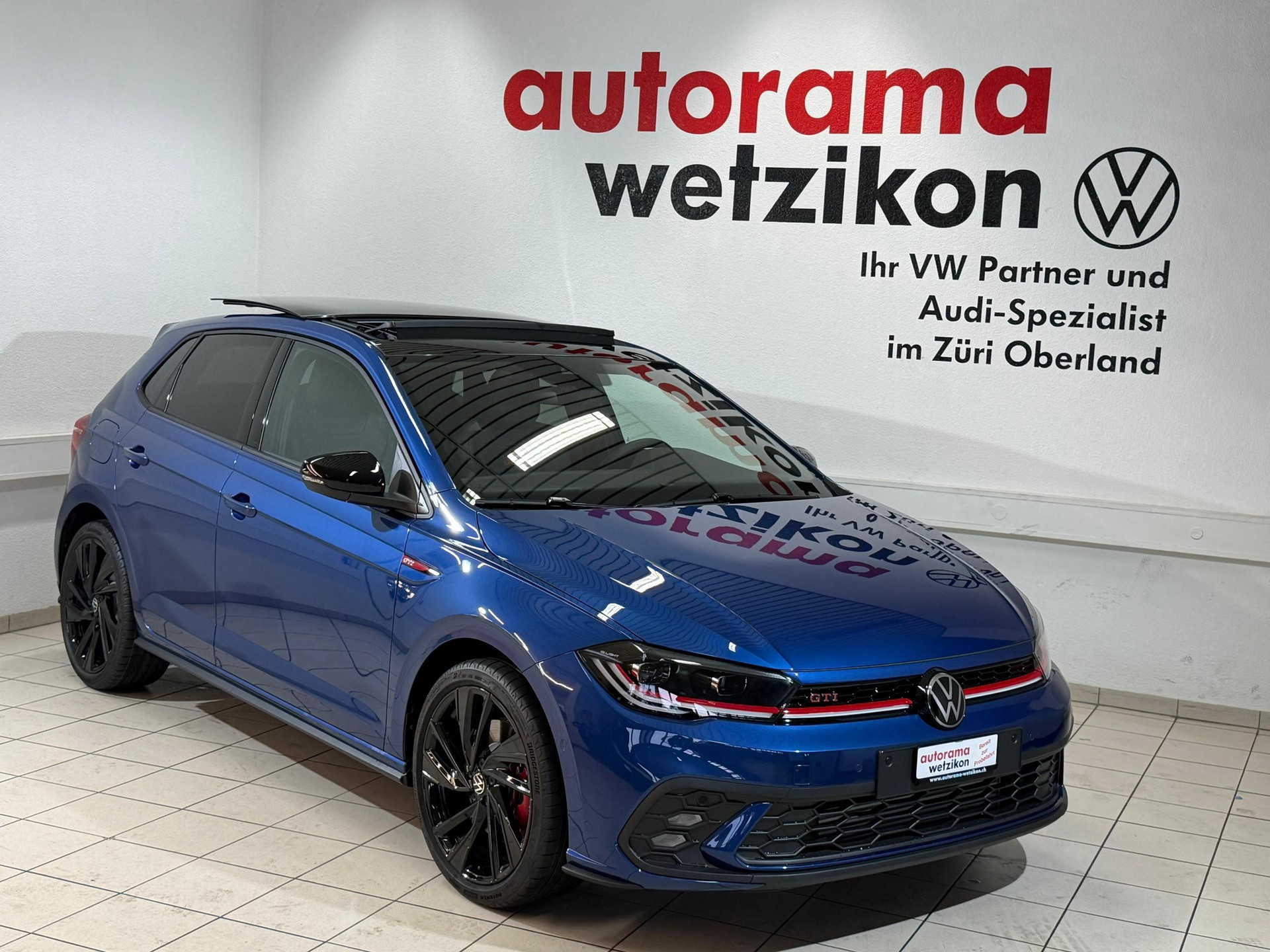 VW Polo 2.0 TSI GTI DSG-showroom-element-1
