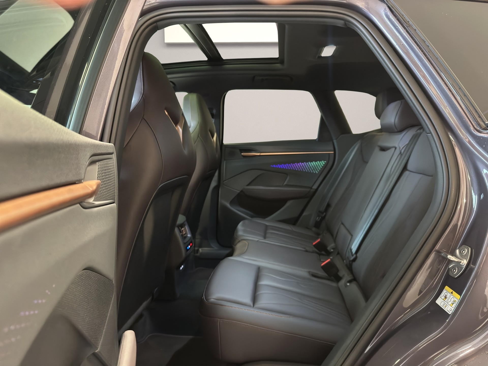 CUPRA Terramar 1.5 eHybrid DSG VZ-image-10