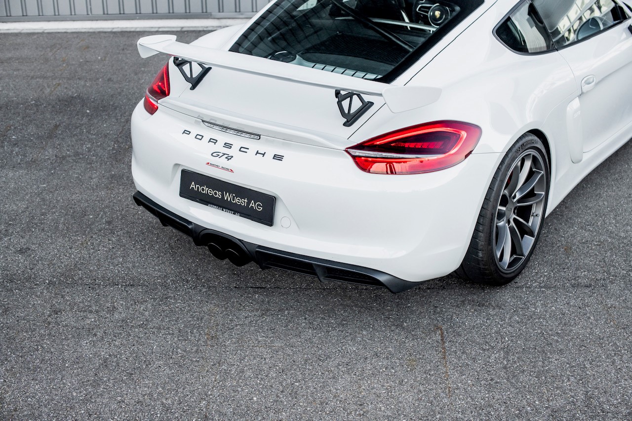 PORSCHE Cayman GT4 MR-image-6