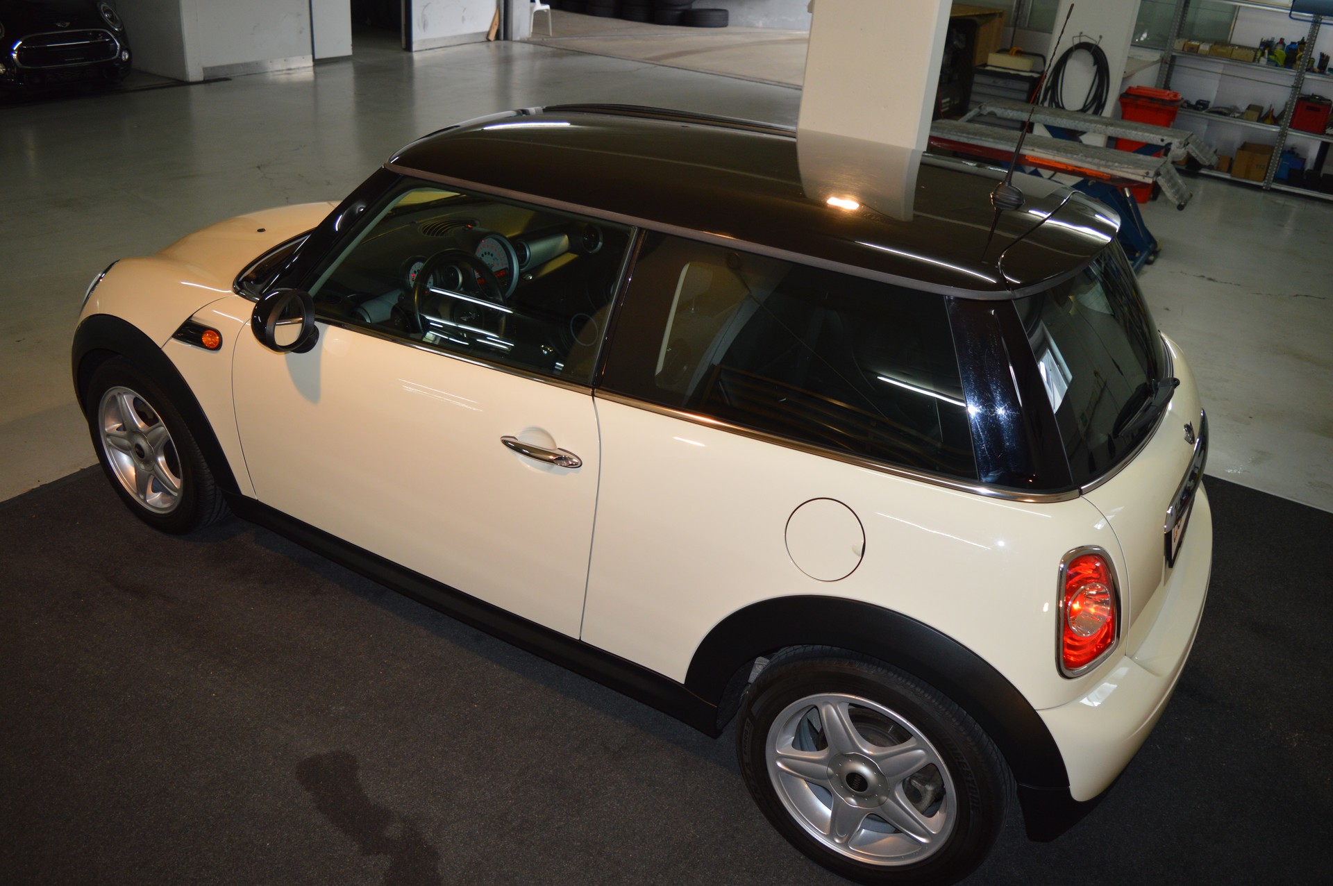 MINI Cooper-image-10