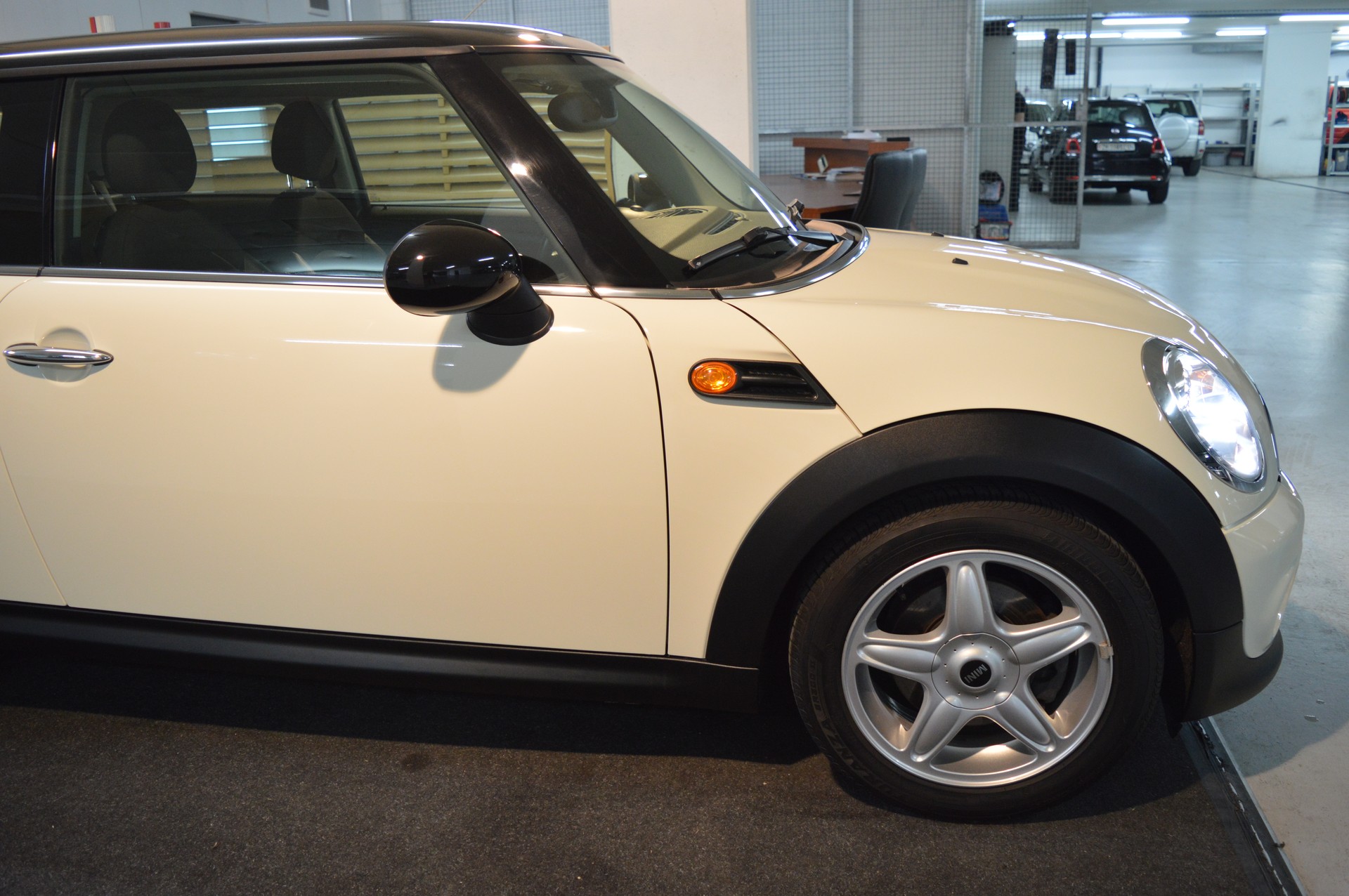 MINI Cooper-image-9