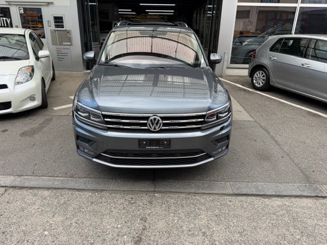 VW Tiguan Allspace 2.0TSI Highline 4Motion DSG-image-2