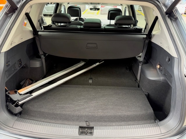VW Tiguan Allspace 2.0TSI Highline 4Motion DSG-image-5