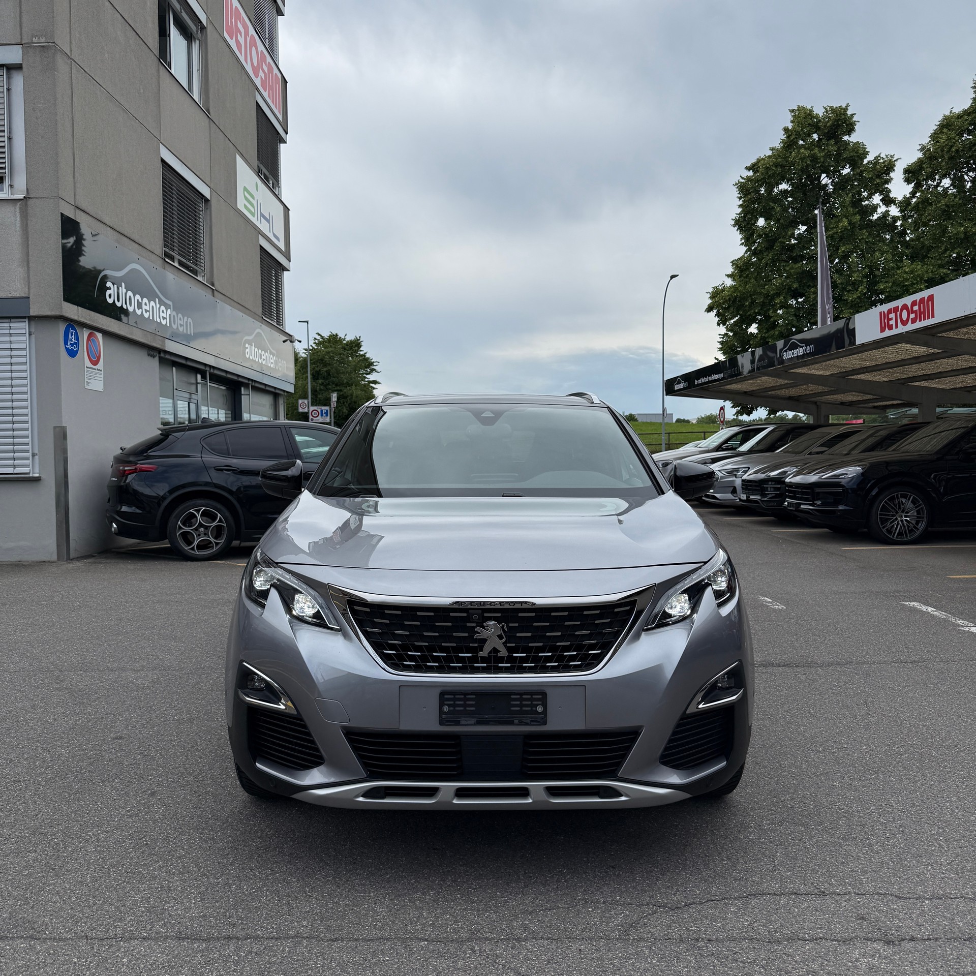 PEUGEOT 5008 1.6Pure Tech GT Line EAT8-image-1