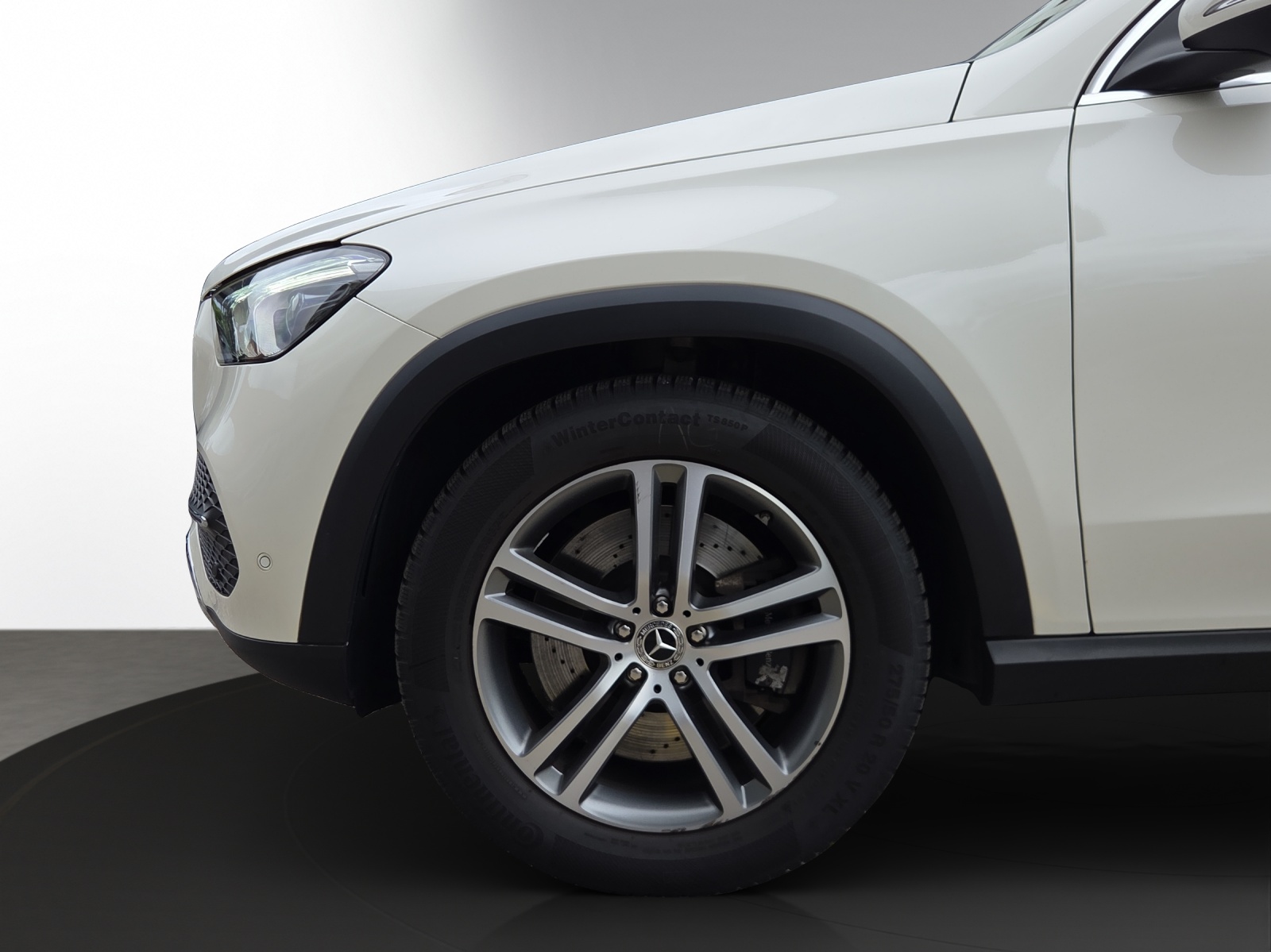MERCEDES-BENZ GLE 450 4Matic 9G-Tronic-showroom-element-3
