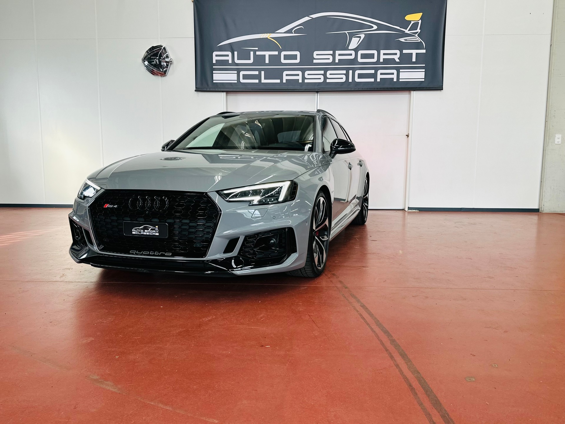 AUDI RS4 Avant 2.9 TFSI quattro tiptronic Nardo Grey